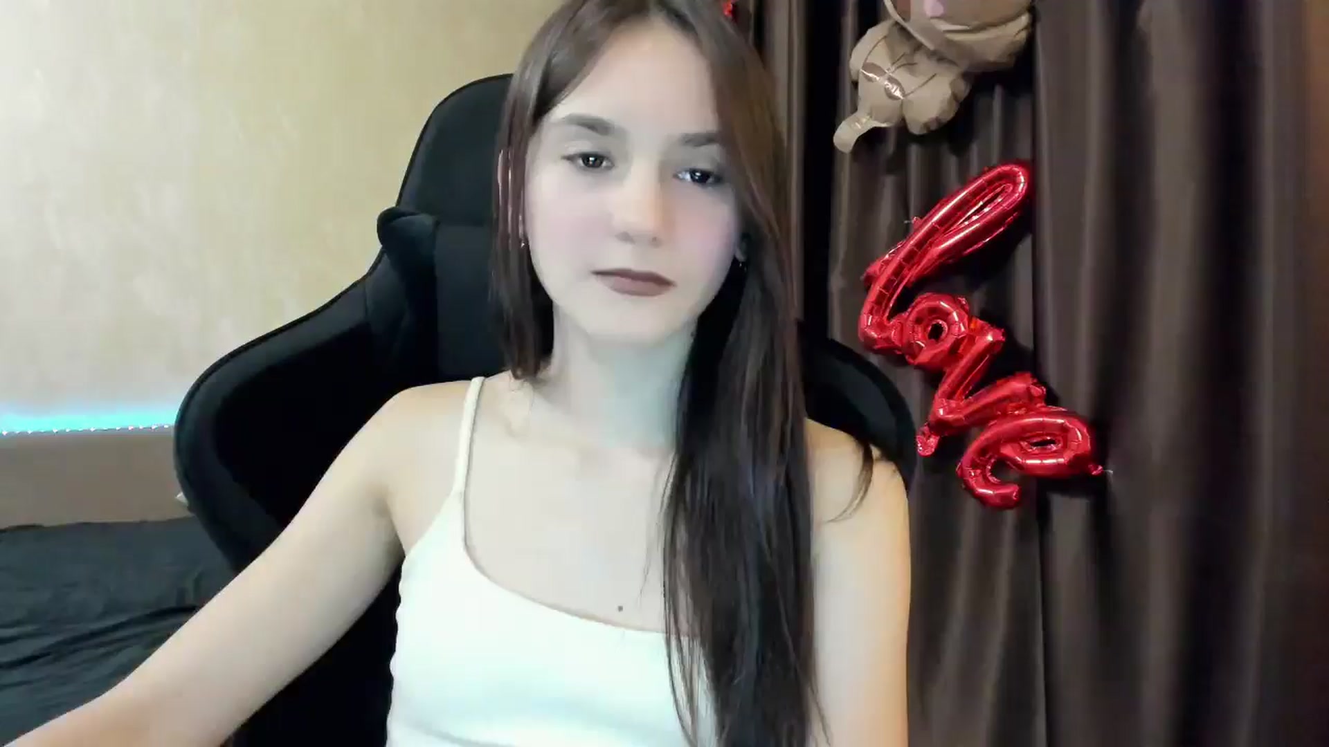 Gallery image thumbnail from Madison_Burke's myfreecams stream on, 11/07/2025, 17:22 image 12 of 20