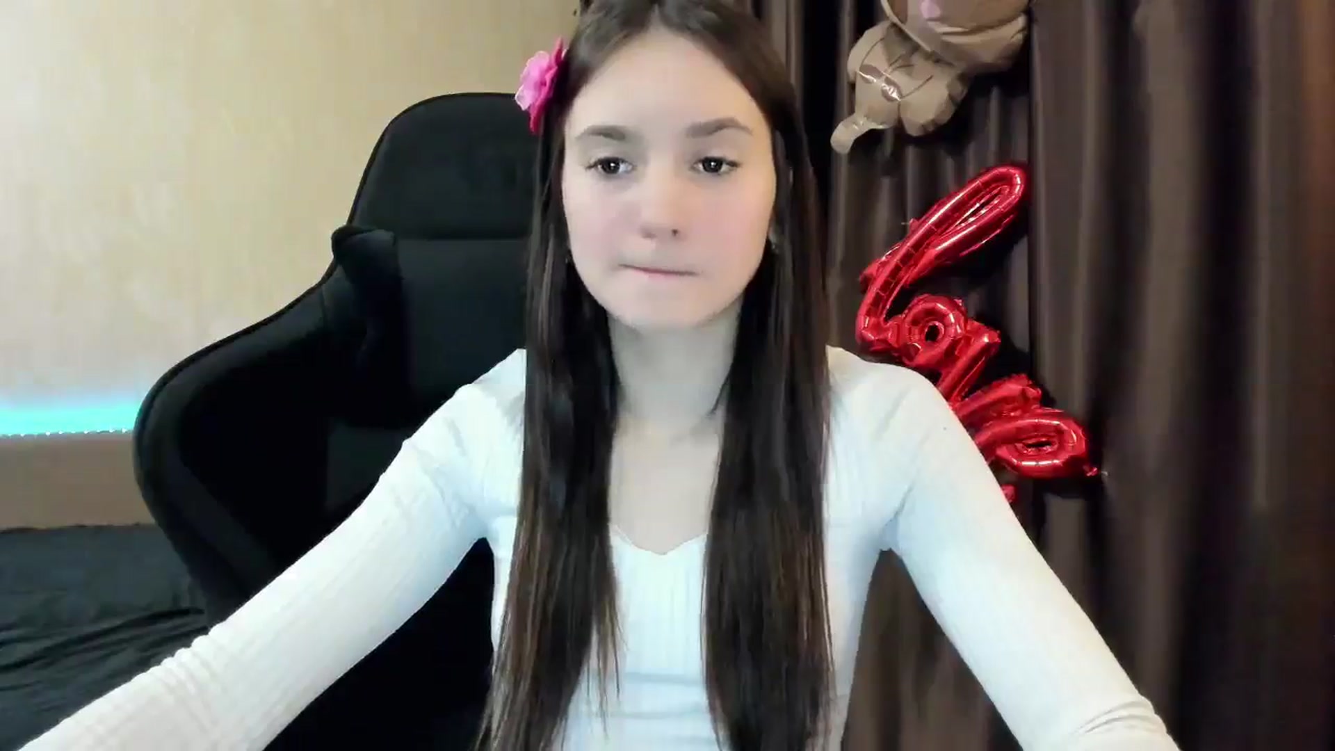 Gallery image thumbnail from Madison_Burke's myfreecams stream on, 11/07/2025, 18:53 image 6 of 20