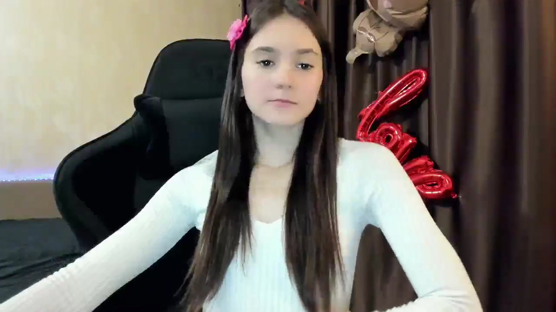 Gallery image thumbnail from Madison_Burke's myfreecams stream on, 11/07/2025, 18:53 image 10 of 20