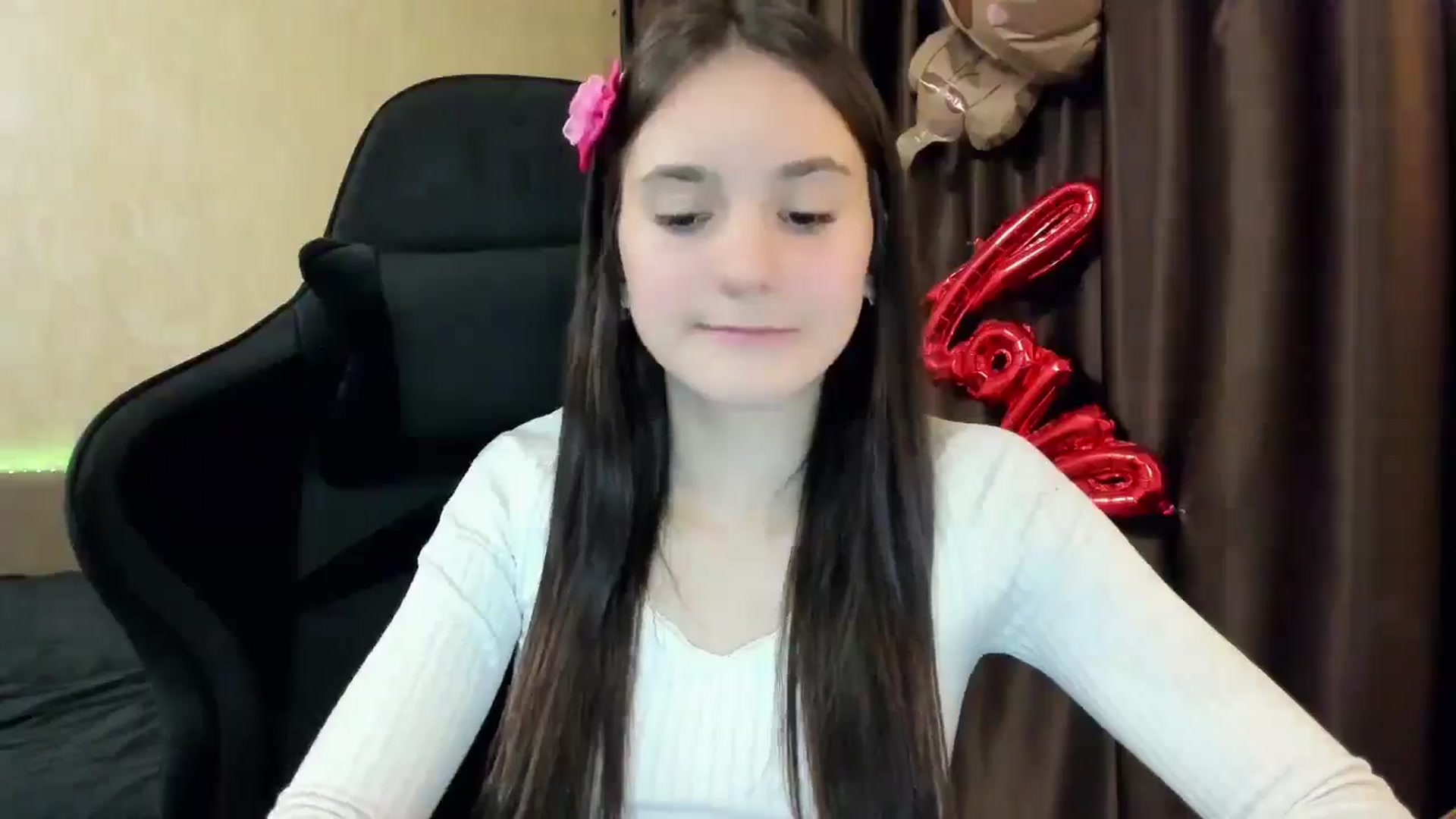 Gallery image thumbnail from Madison_Burke's myfreecams stream on, 11/07/2025, 19:13 image 8 of 20