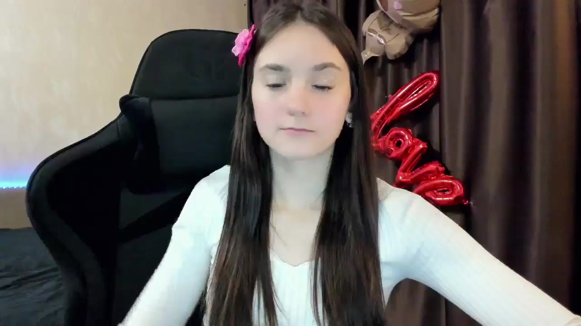 Gallery image thumbnail from Madison_Burke's myfreecams stream on, 11/07/2025, 19:13 image 12 of 20