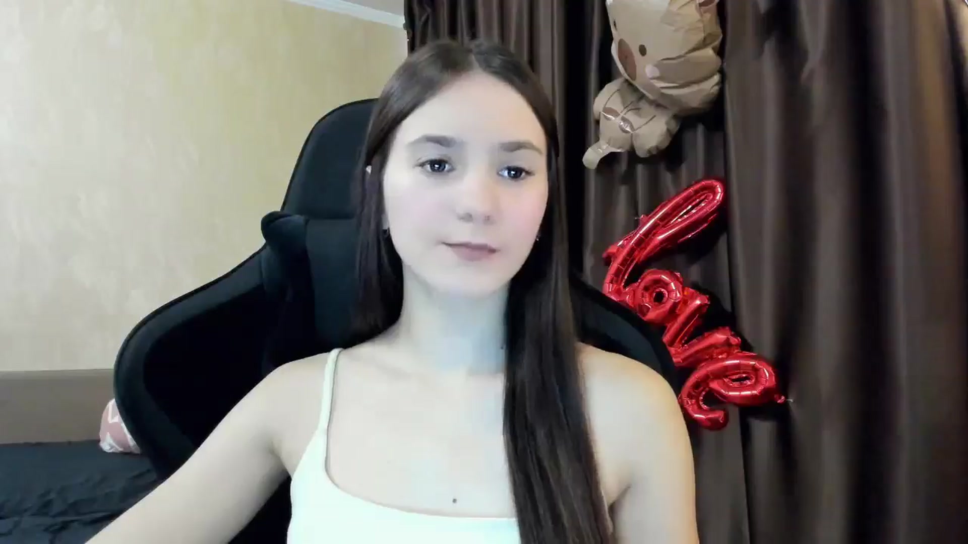 Gallery image thumbnail from Madison_Burke's myfreecams stream on, 11/08/2025, 10:21 image 3 of 20