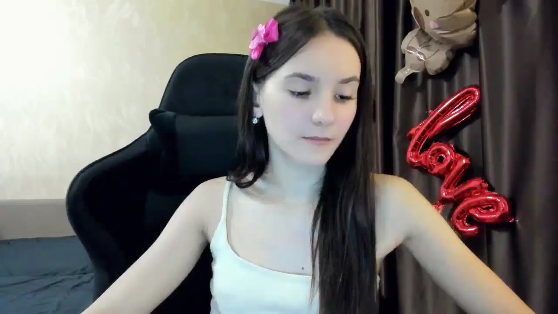 Gallery image thumbnail from Madison_Burke's myfreecams stream on, 11/08/2025, 14:13 image 13 of 20