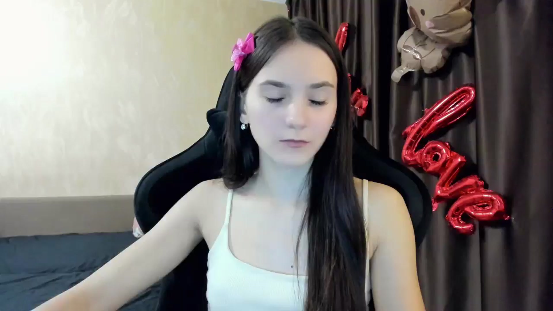 Gallery image thumbnail from Madison_Burke's myfreecams stream on, 11/08/2025, 14:13 image 7 of 20