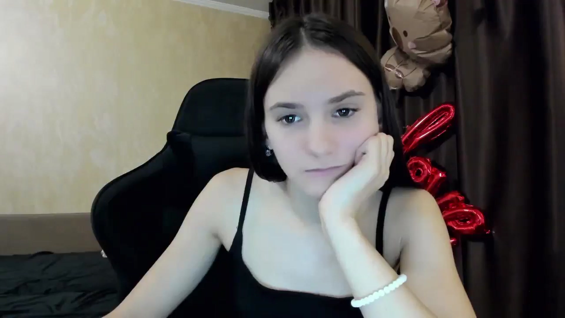 Gallery image thumbnail from Madison_Burke's myfreecams stream on, 11/08/2025, 19:56 image 14 of 20