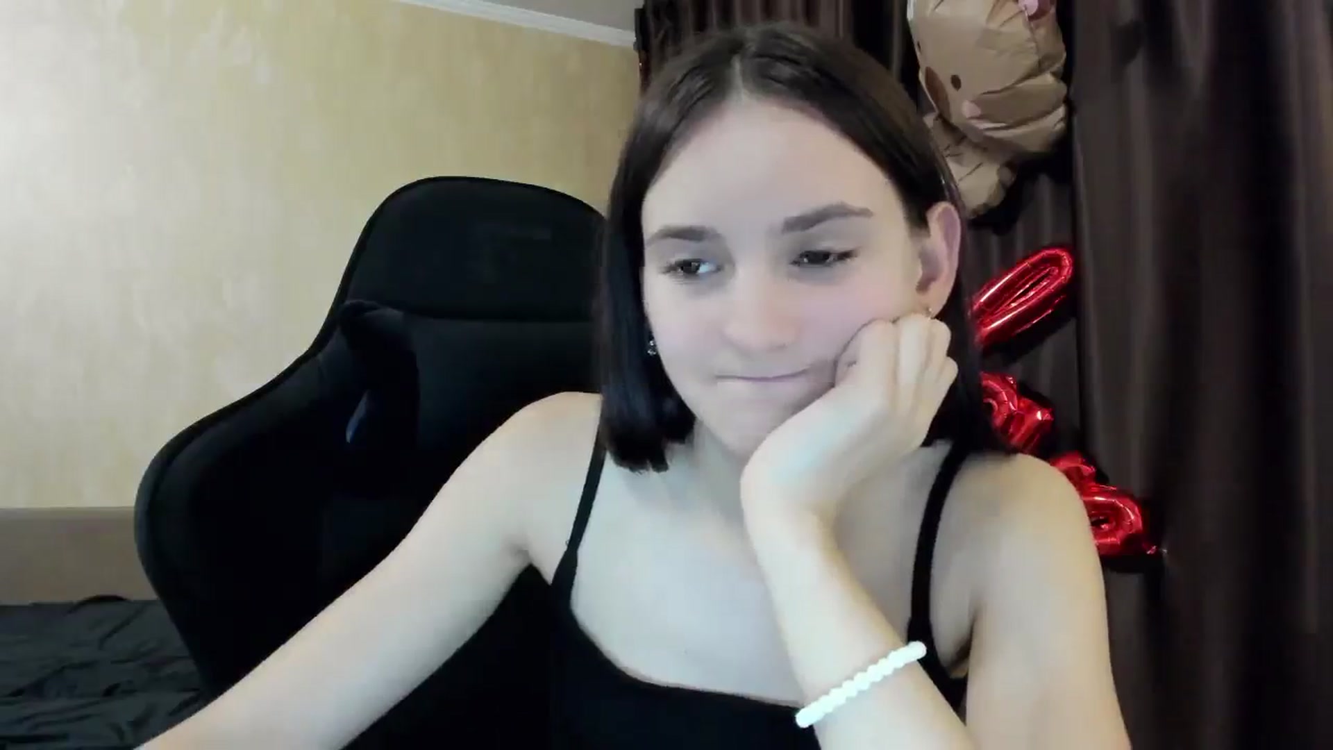 Gallery image thumbnail from Madison_Burke's myfreecams stream on, 11/08/2025, 20:21 image 3 of 20