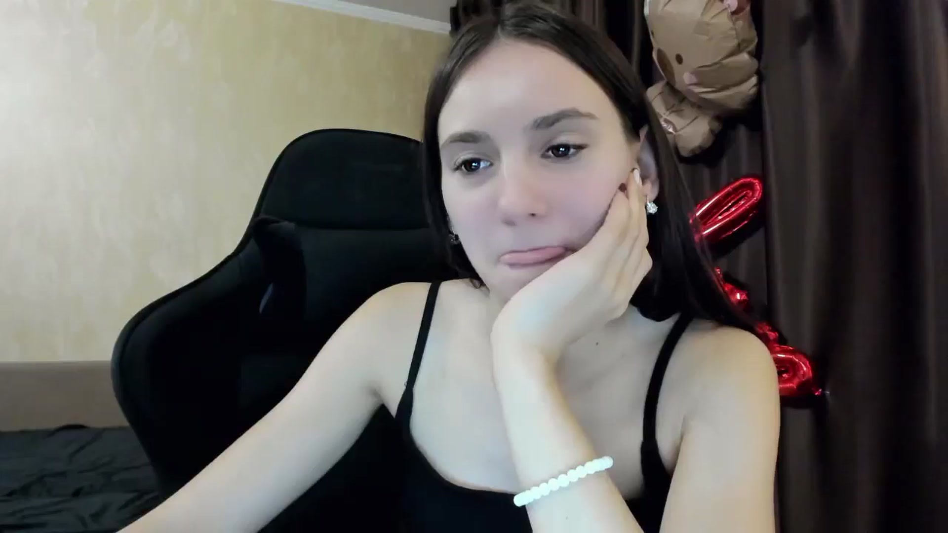Gallery image thumbnail from Madison_Burke's myfreecams stream on, 11/08/2025, 20:21 image 5 of 20