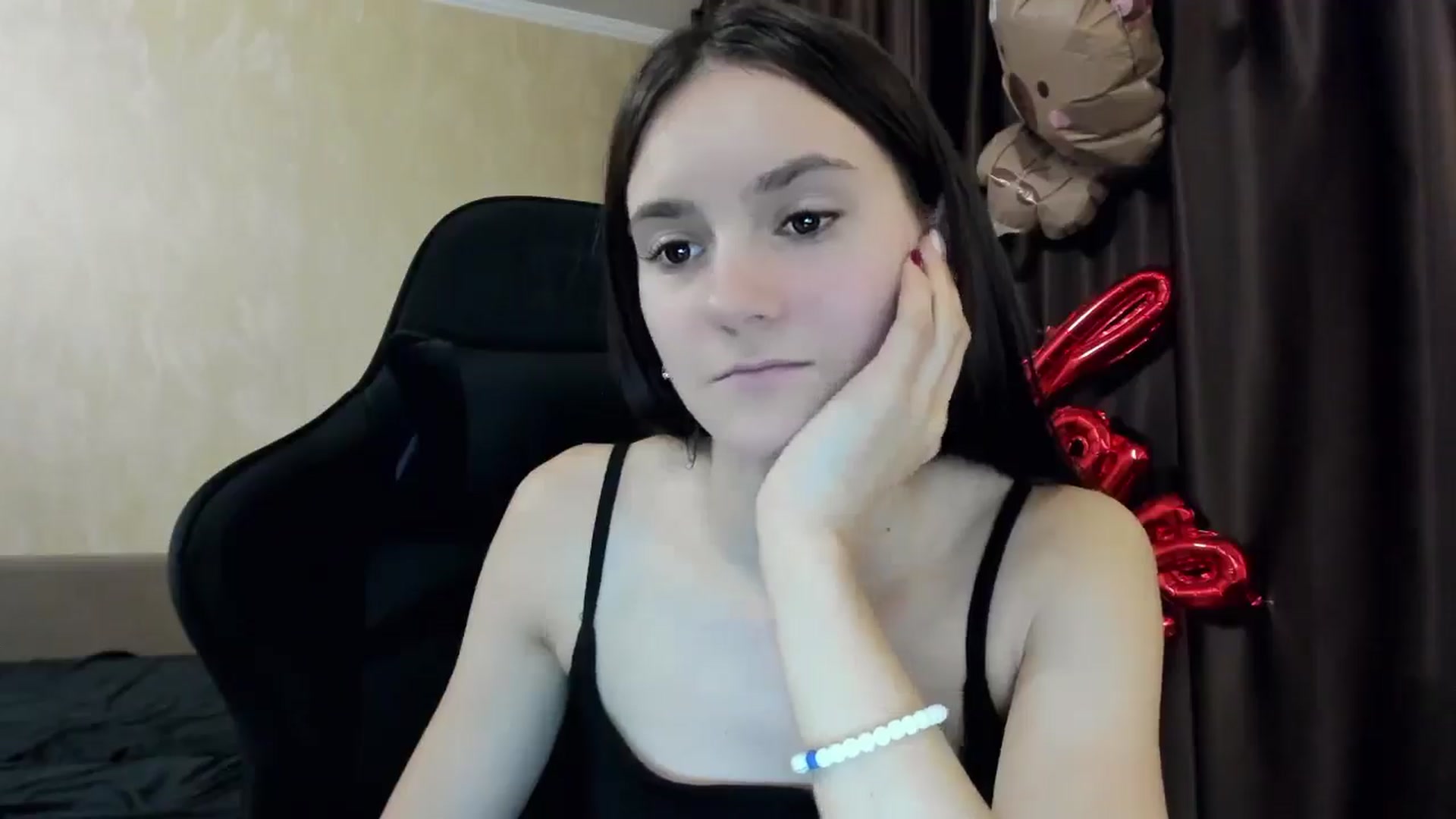 Gallery image thumbnail from Madison_Burke's myfreecams stream on, 11/08/2025, 20:21 image 16 of 20