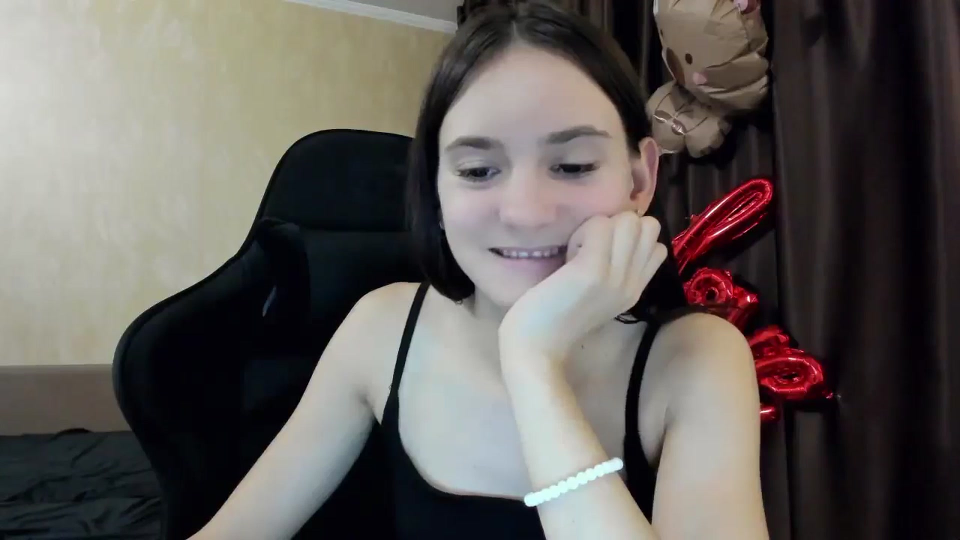 Gallery image thumbnail from Madison_Burke's myfreecams stream on, 11/08/2025, 20:21 image 7 of 20
