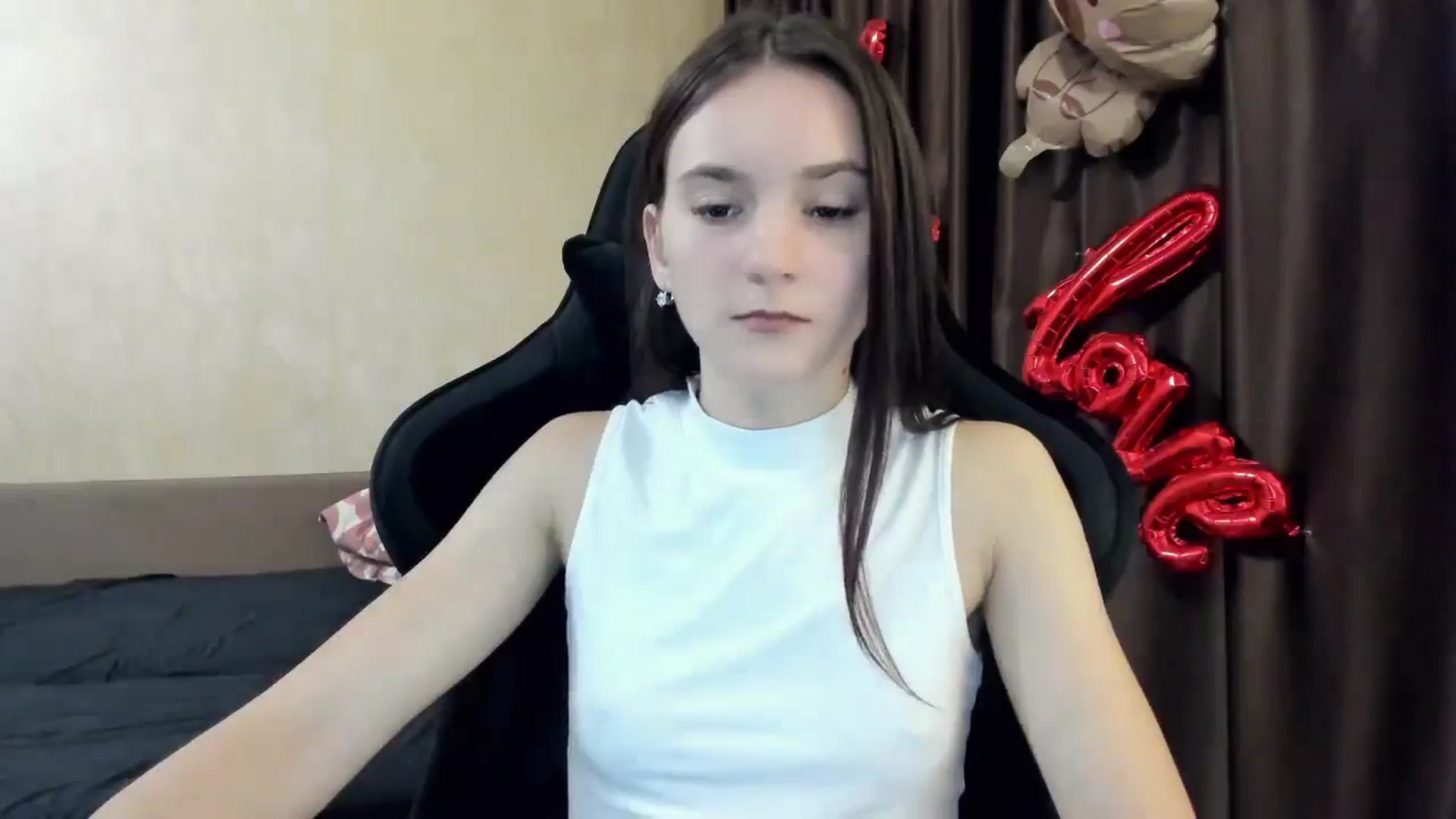 Gallery image thumbnail from Madison_Burke's myfreecams stream on, 11/09/2025, 17:49 image 16 of 20