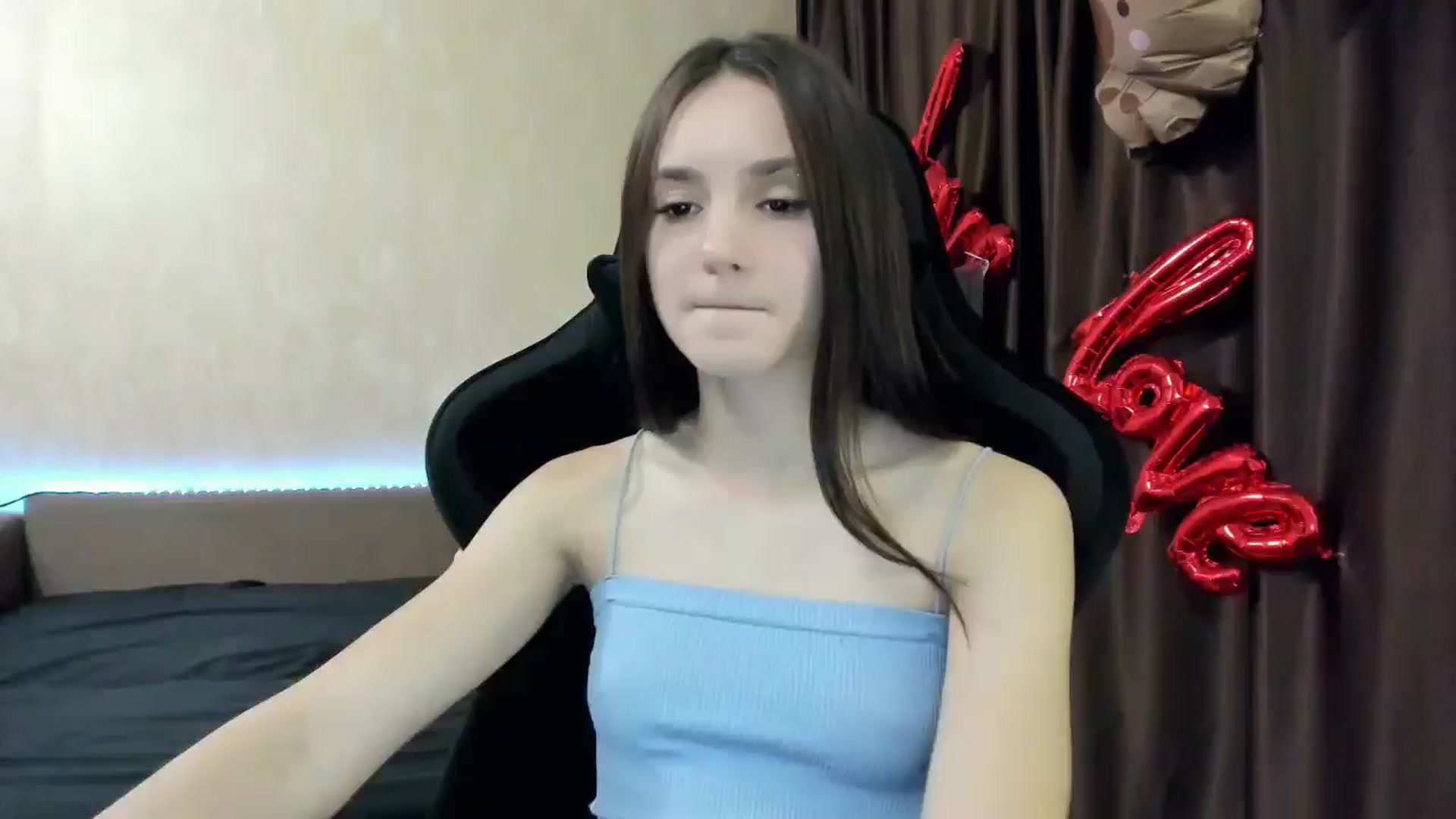 Gallery image thumbnail from Madison_Burke's myfreecams stream on, 11/14/2025, 18:12 image 14 of 20