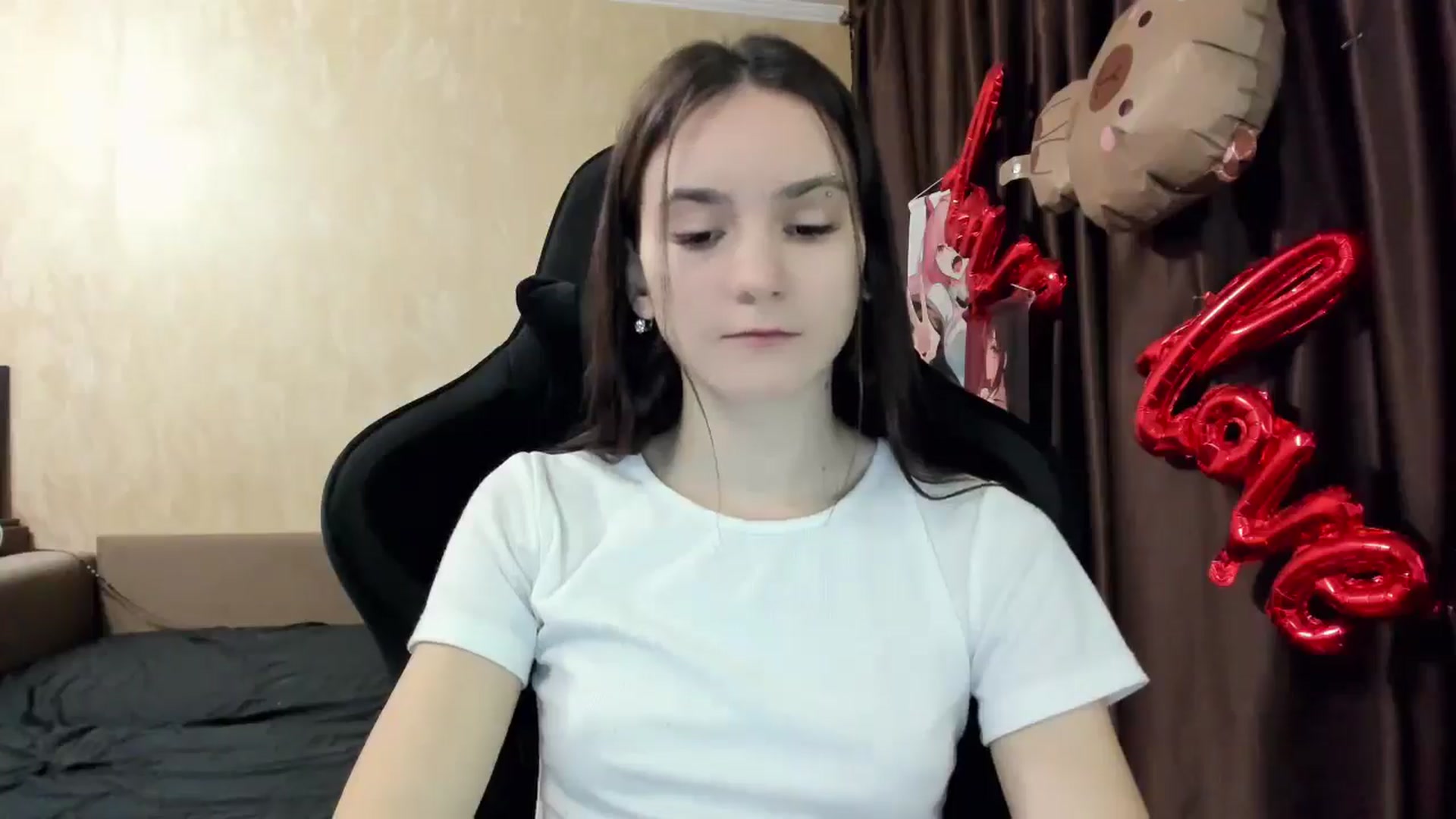 Gallery image thumbnail from Madison_Burke's myfreecams stream on, 11/20/2025, 19:07 image 11 of 20