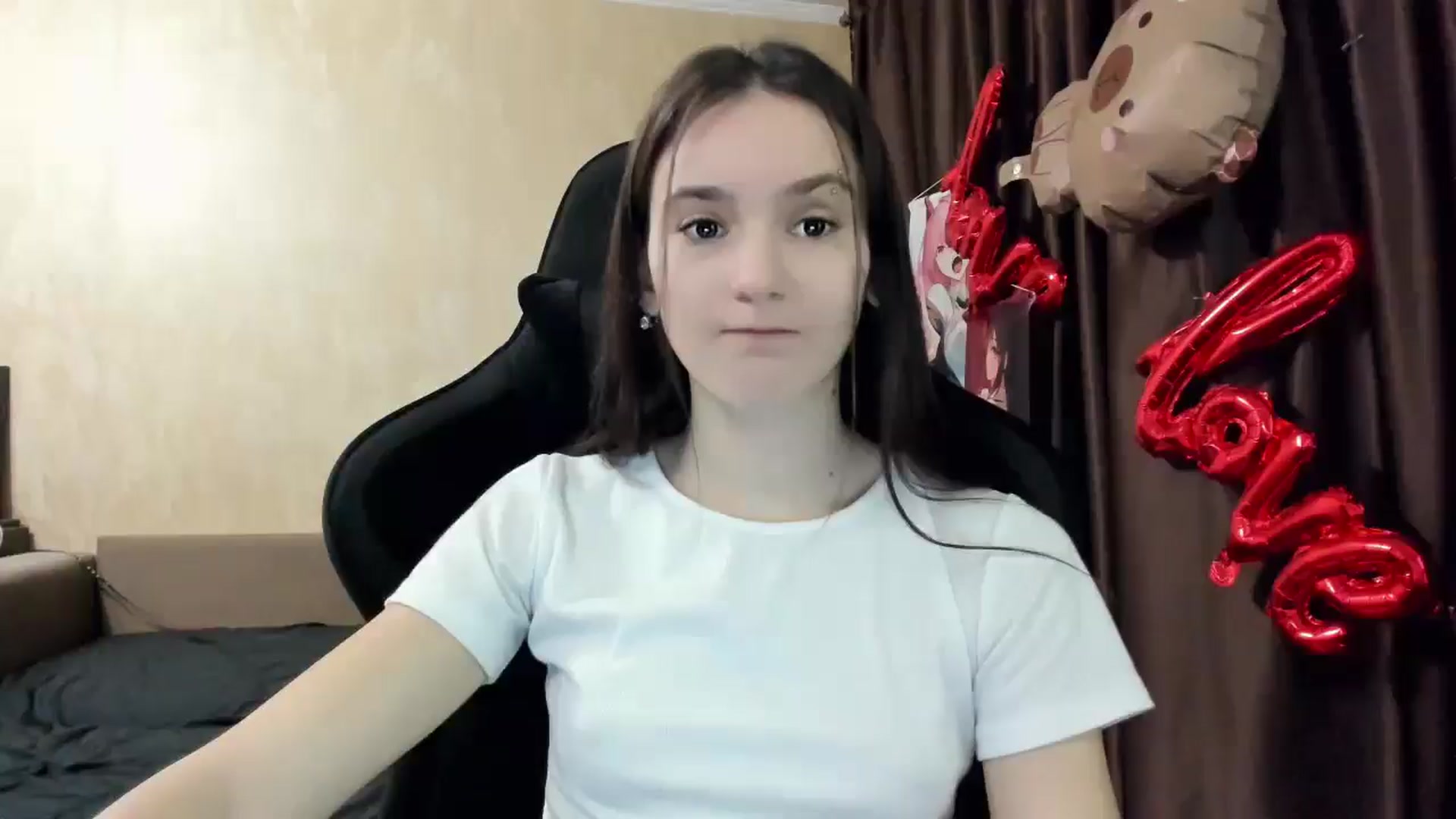 Gallery image thumbnail from Madison_Burke's myfreecams stream on, 11/20/2025, 19:07 image 16 of 20