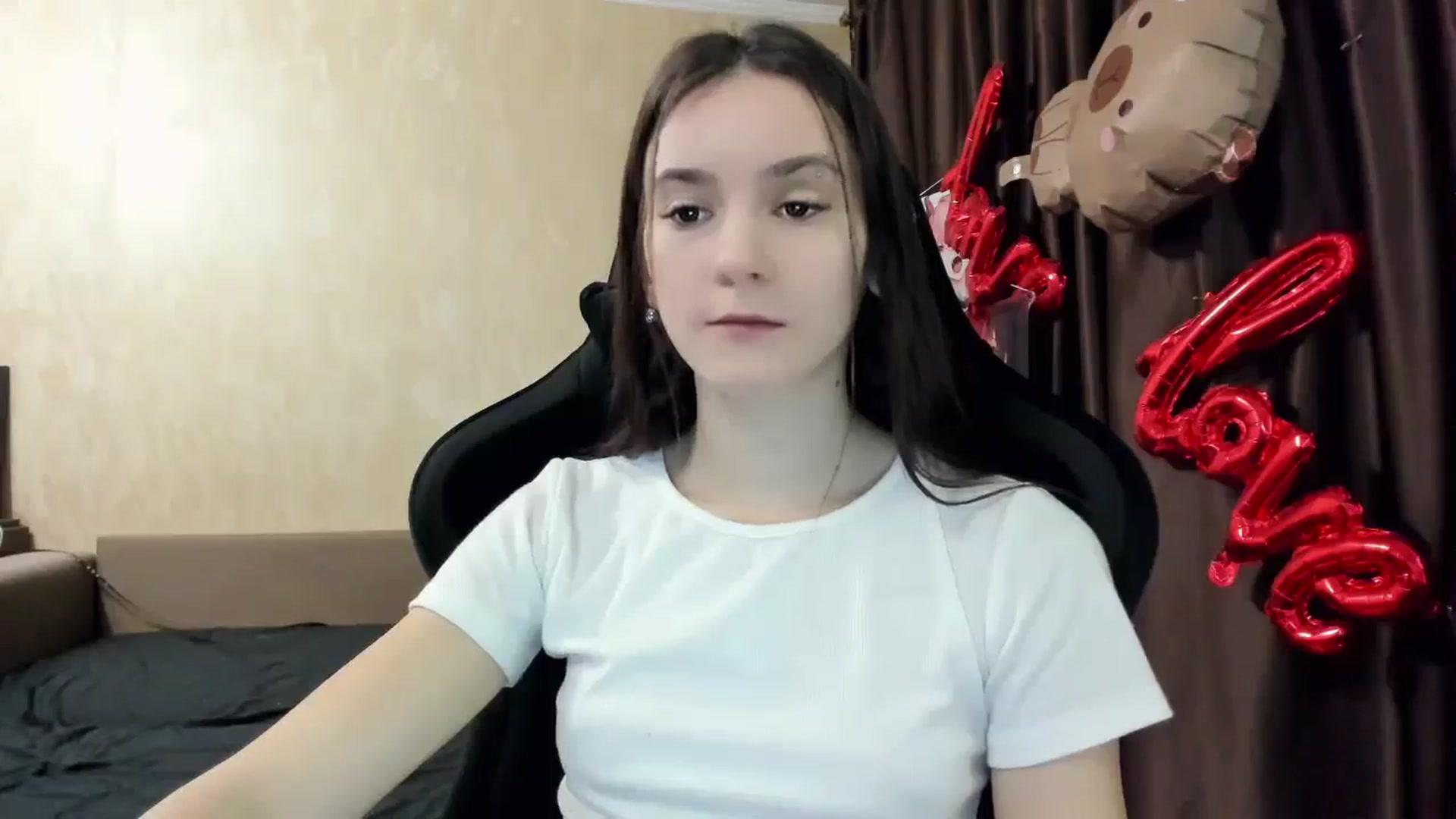 Gallery image thumbnail from Madison_Burke's myfreecams stream on, 11/20/2025, 19:07 image 10 of 20