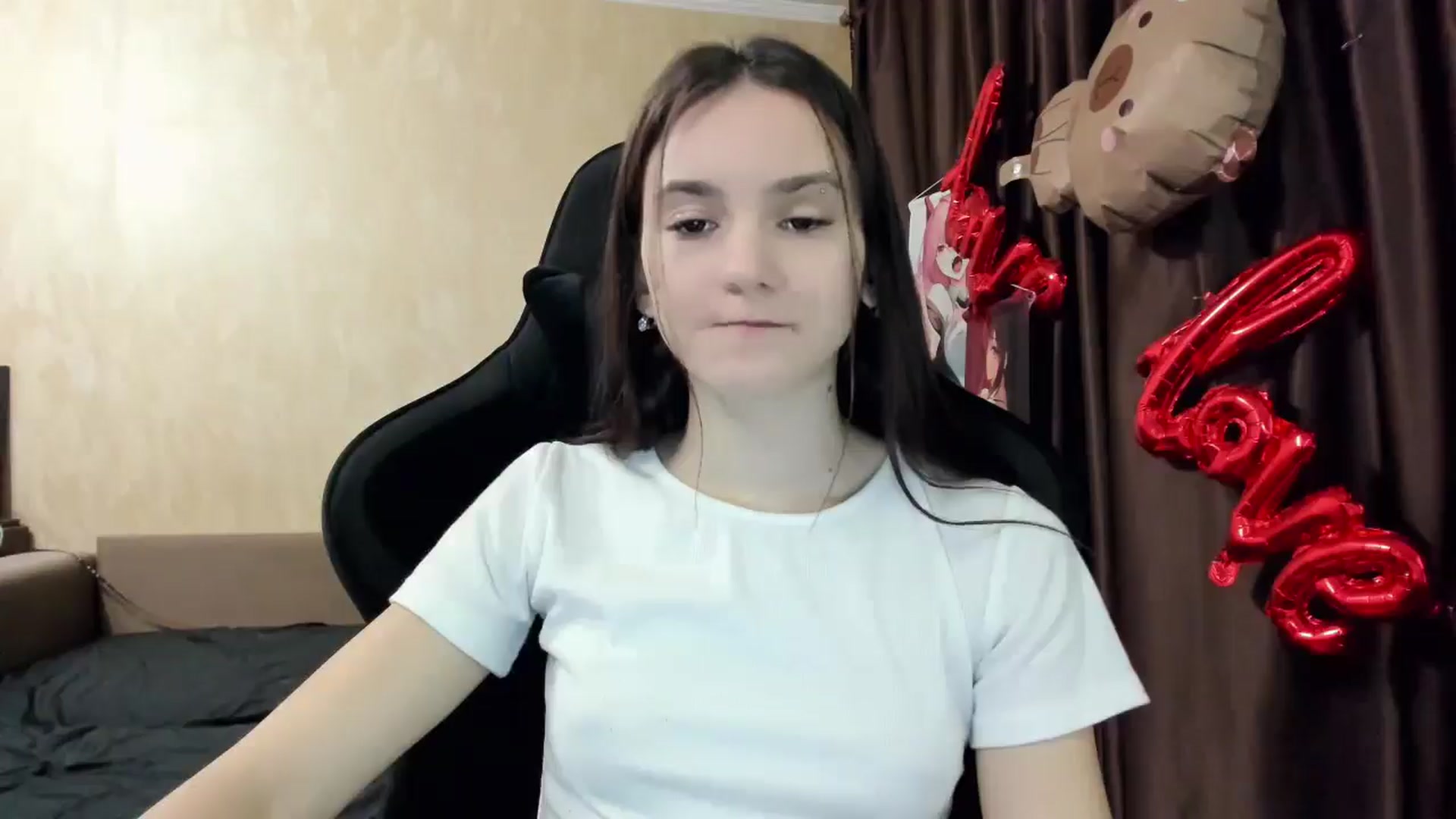 Gallery image thumbnail from Madison_Burke's myfreecams stream on, 11/20/2025, 19:07 image 13 of 20