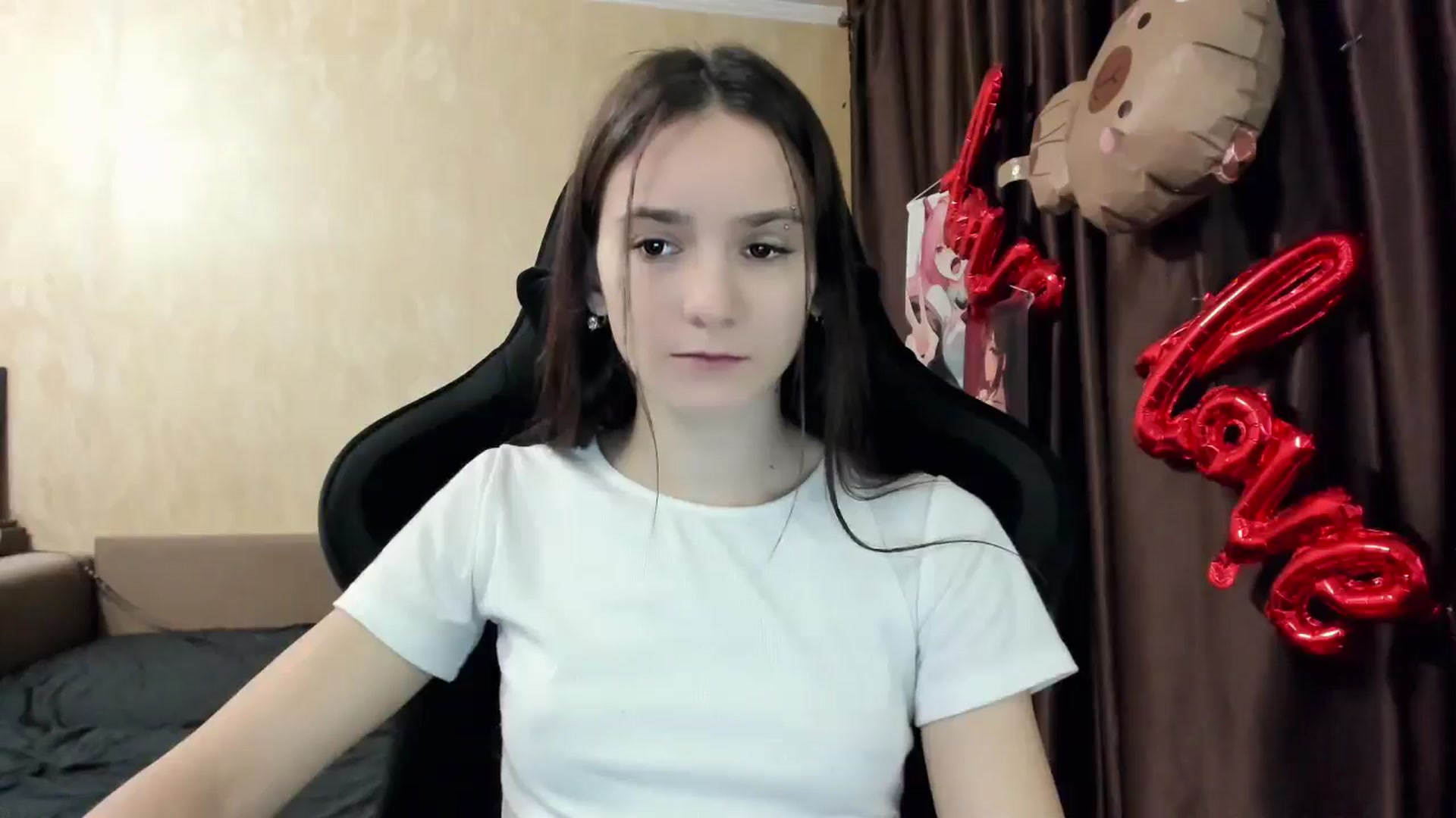 Gallery image thumbnail from Madison_Burke's myfreecams stream on, 11/20/2025, 19:07 image 18 of 20