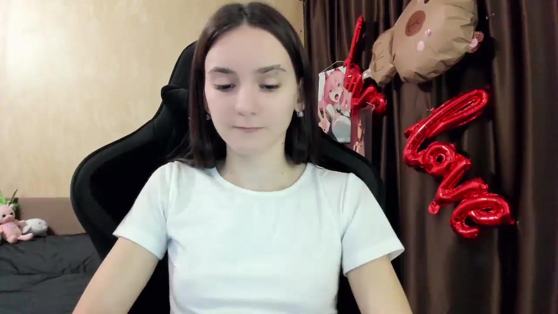 Gallery image thumbnail from Madison_Burke's myfreecams stream on, 11/20/2025, 22:37 image 12 of 20