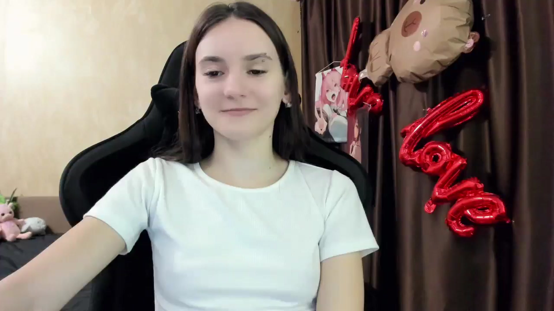 Gallery image thumbnail from Madison_Burke's myfreecams stream on, 11/20/2025, 22:37 image 5 of 20