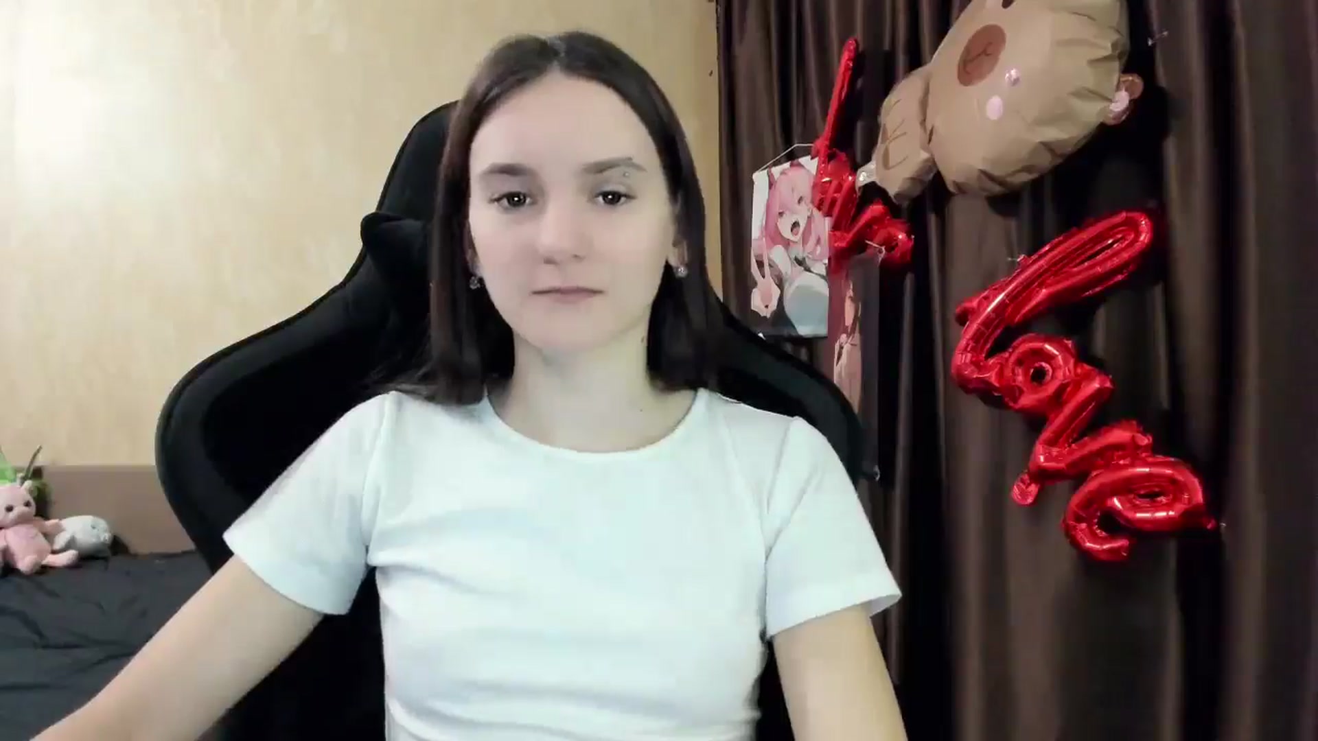 Gallery image thumbnail from Madison_Burke's myfreecams stream on, 11/20/2025, 22:37 image 16 of 20