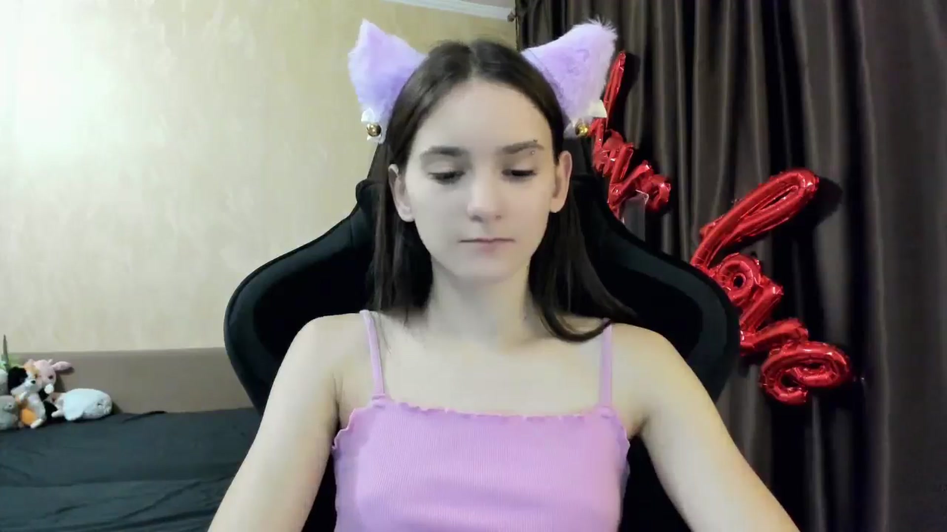 Gallery image thumbnail from Madison_Burke's myfreecams stream on, 11/26/2025, 22:28 image 6 of 20