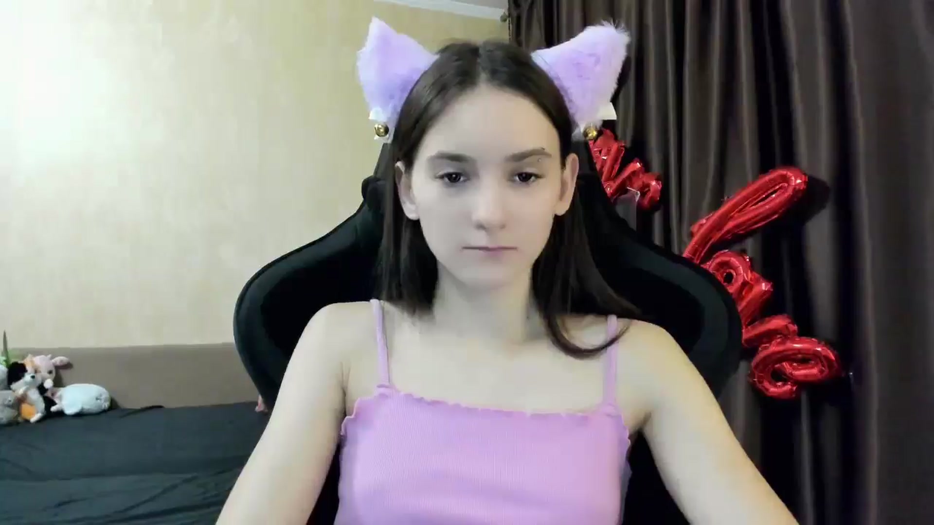 Gallery image thumbnail from Madison_Burke's myfreecams stream on, 11/26/2025, 22:28 image 18 of 20