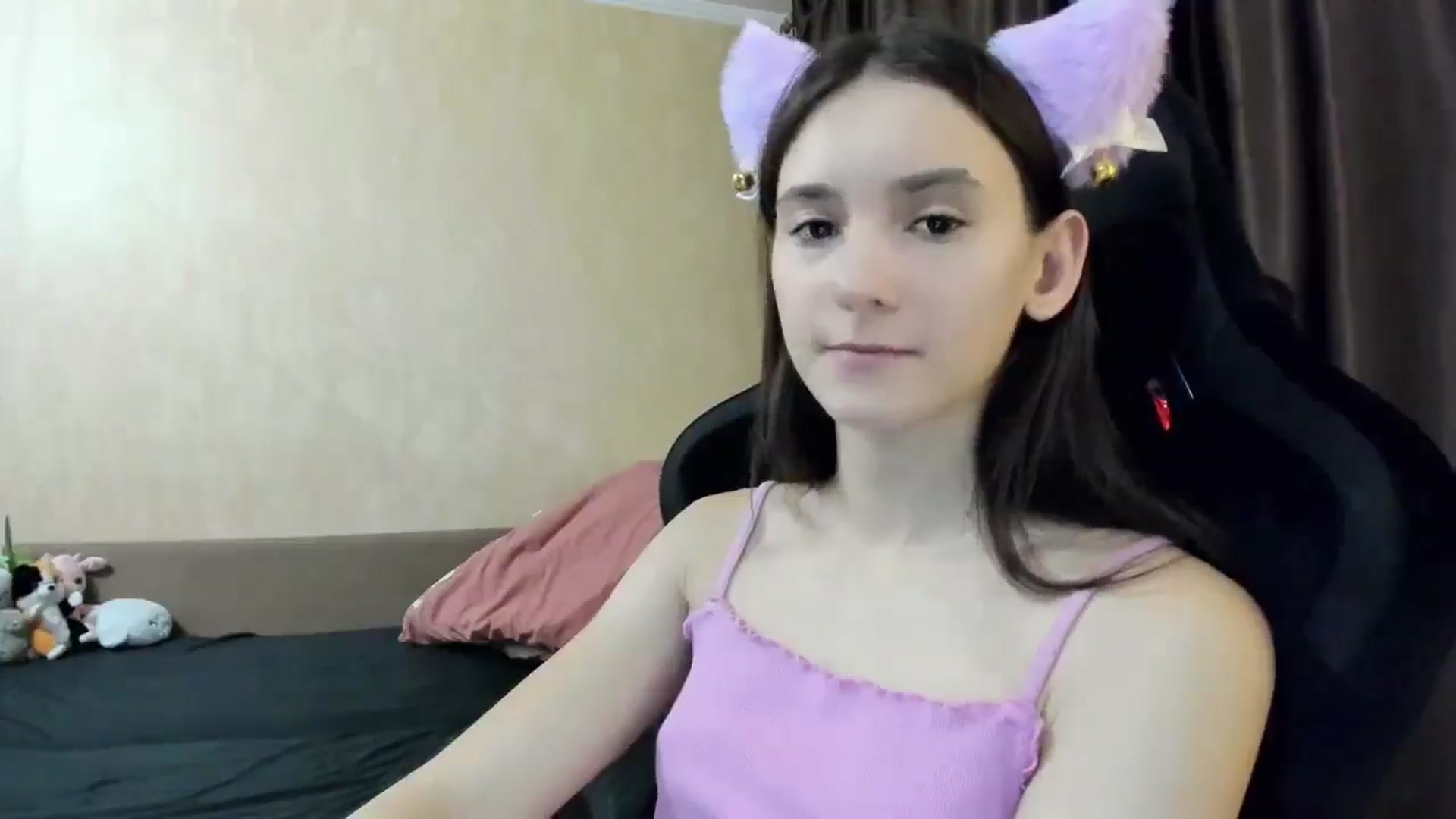 Gallery image thumbnail from Madison_Burke's myfreecams stream on, 11/26/2025, 22:28 image 16 of 20