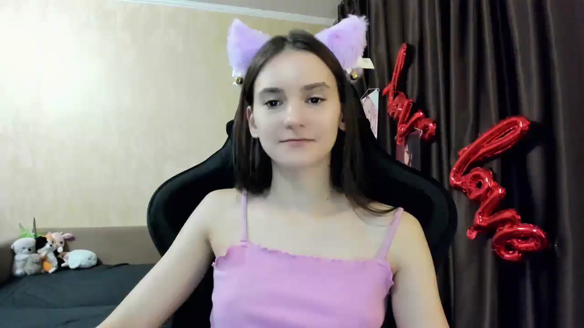 Gallery image thumbnail from Madison_Burke's myfreecams stream on, 11/26/2025, 23:30 image 7 of 20