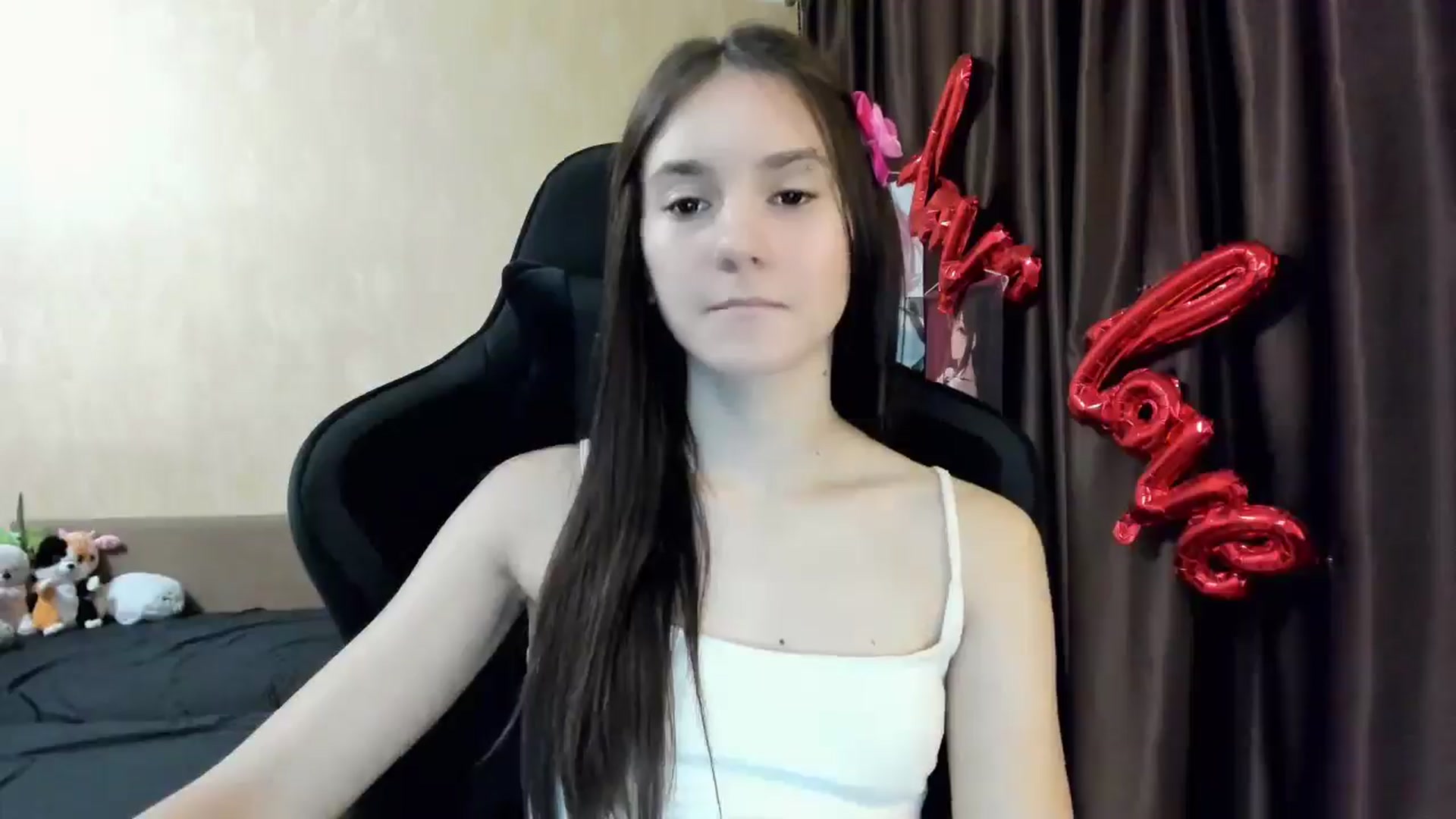 Gallery image thumbnail from Madison_Burke's myfreecams stream on, 11/28/2025, 24:14 image 5 of 20