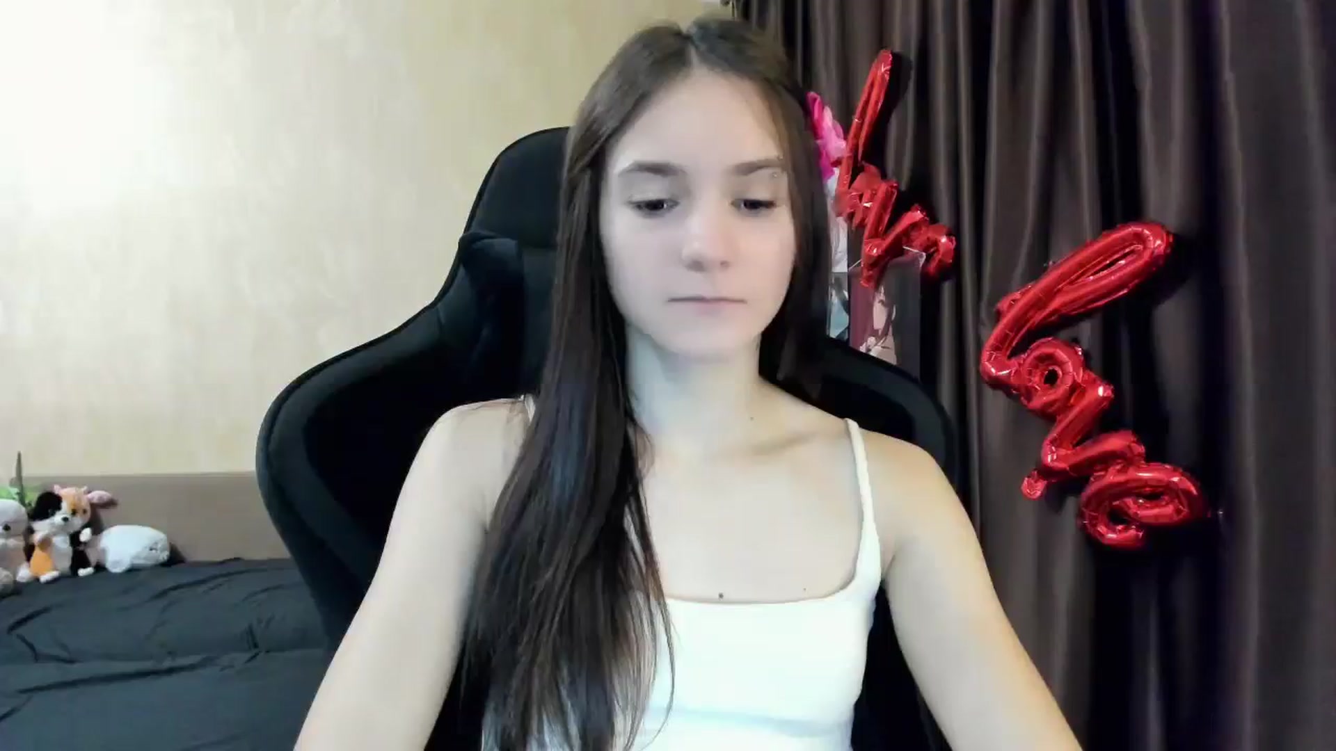 Gallery image thumbnail from Madison_Burke's myfreecams stream on, 11/28/2025, 24:14 image 1 of 20