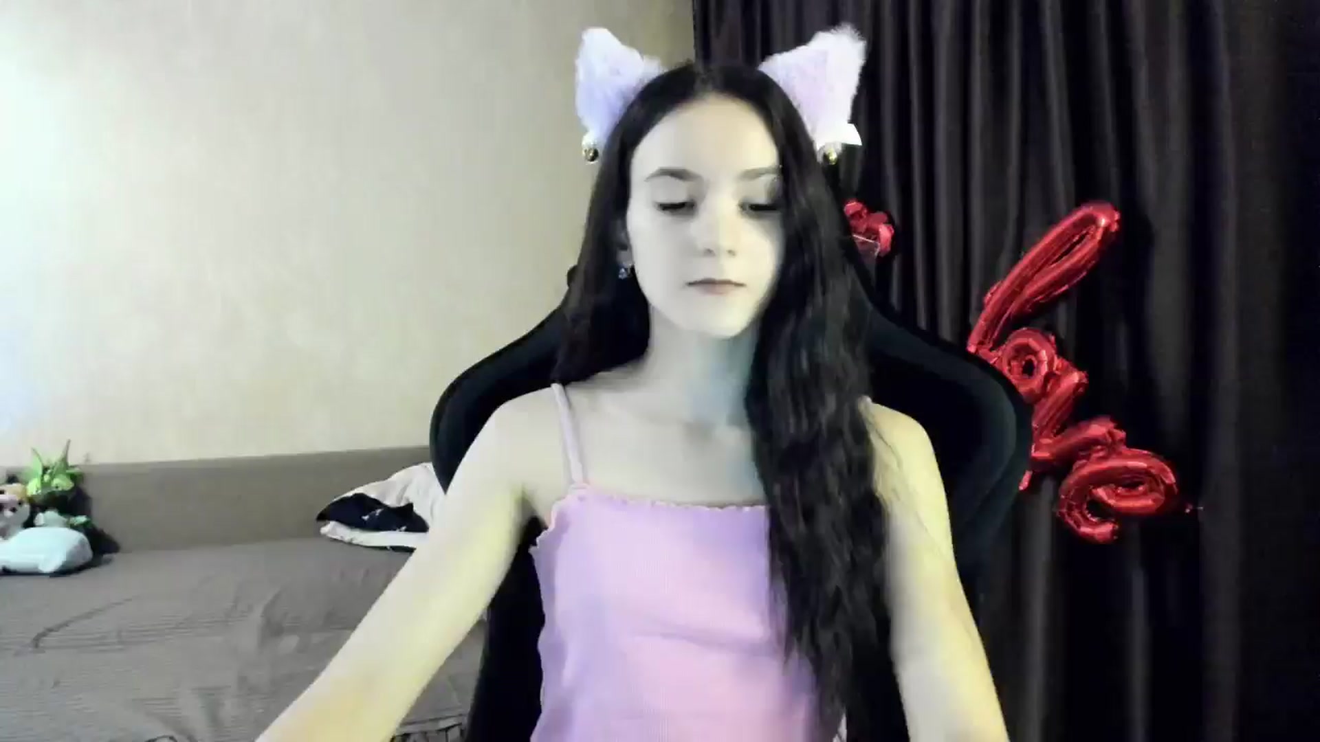 Gallery image thumbnail from Madison_Burke's myfreecams stream on, 12/07/2025, 18:00 image 1 of 20