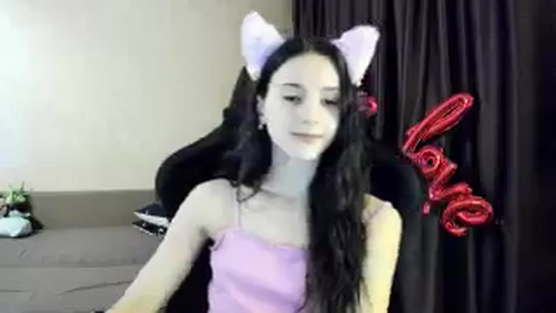 Gallery image thumbnail from Madison_Burke's myfreecams stream on, 12/07/2025, 23:37 image 19 of 20