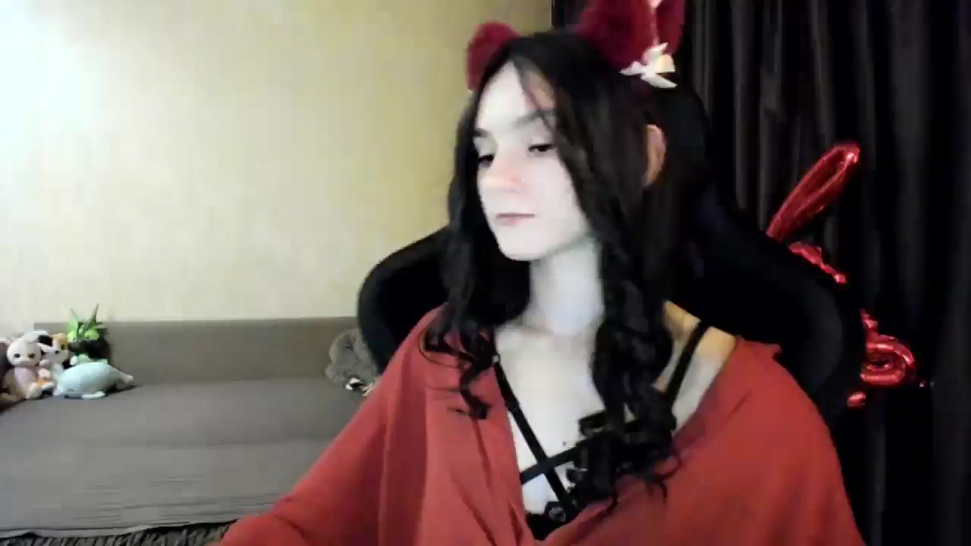 Gallery image thumbnail from Madison_Burke's myfreecams stream on, 12/10/2025, 02:42 image 2 of 20