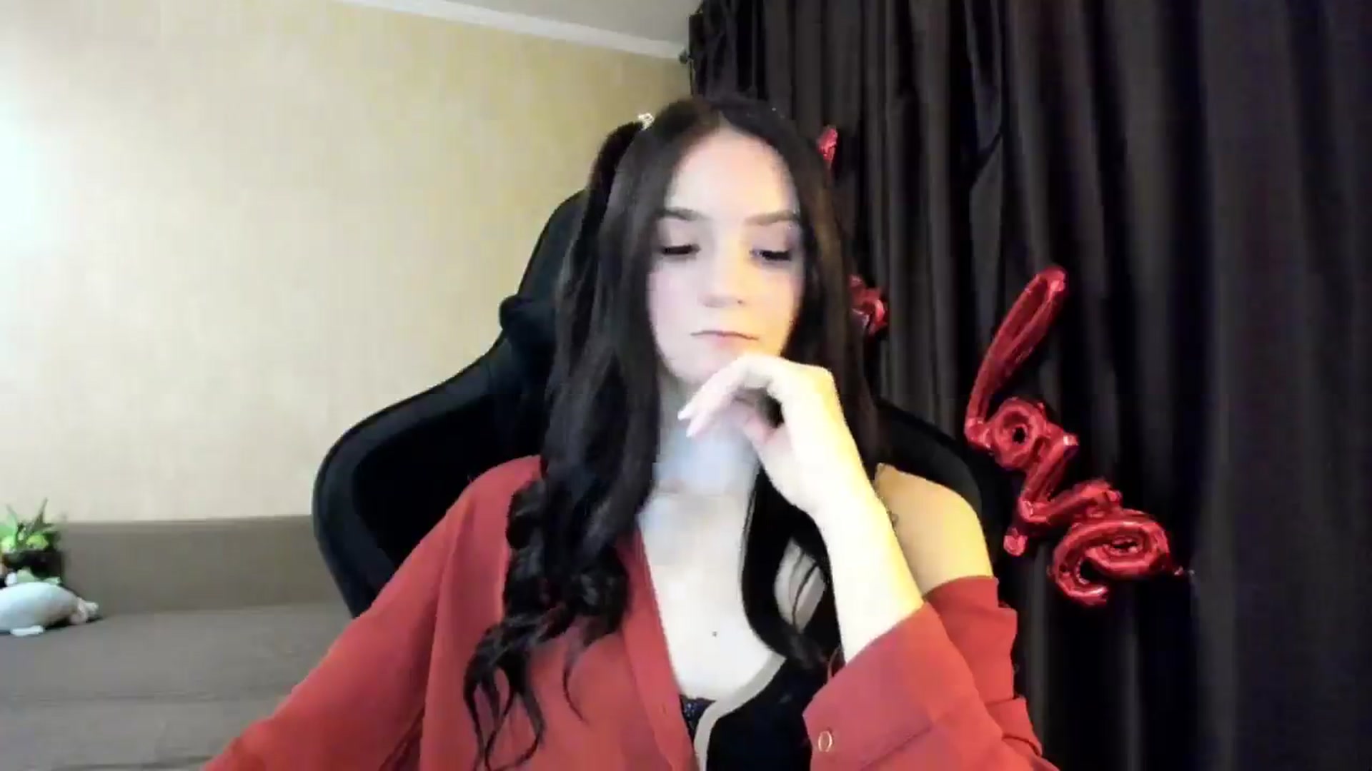 Gallery image thumbnail from Madison_Burke's myfreecams stream on, 12/10/2025, 21:57 image 2 of 20