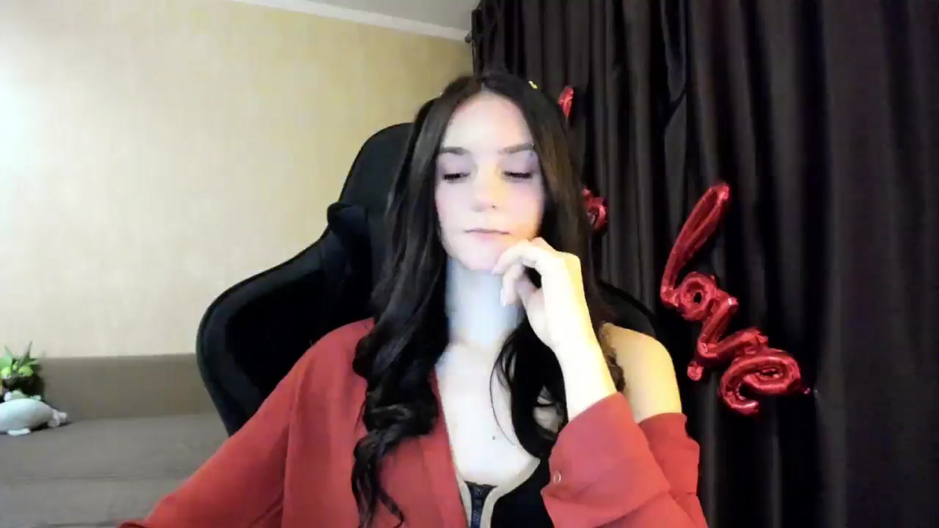 Gallery image thumbnail from Madison_Burke's myfreecams stream on, 12/10/2025, 21:57 image 12 of 20