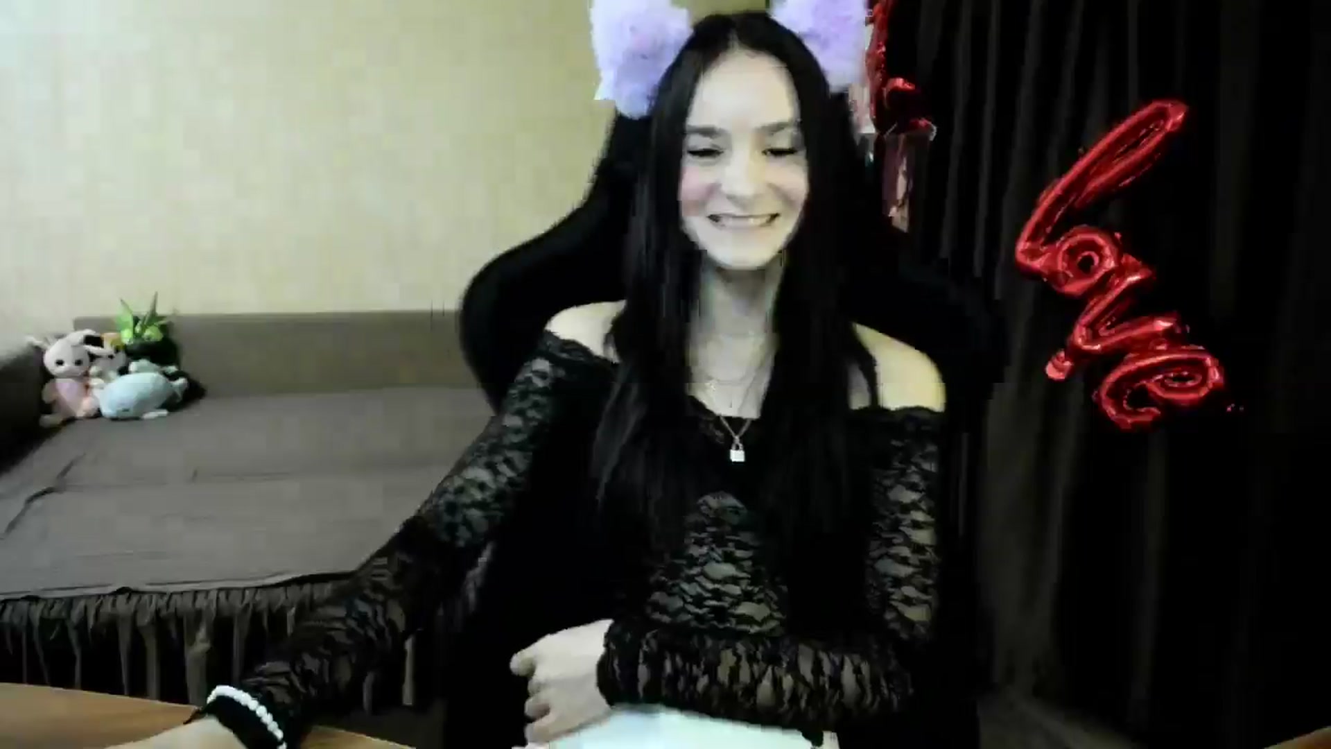 Gallery image thumbnail from Madison_Burke's myfreecams stream on, 12/15/2025, 20:12 image 5 of 20