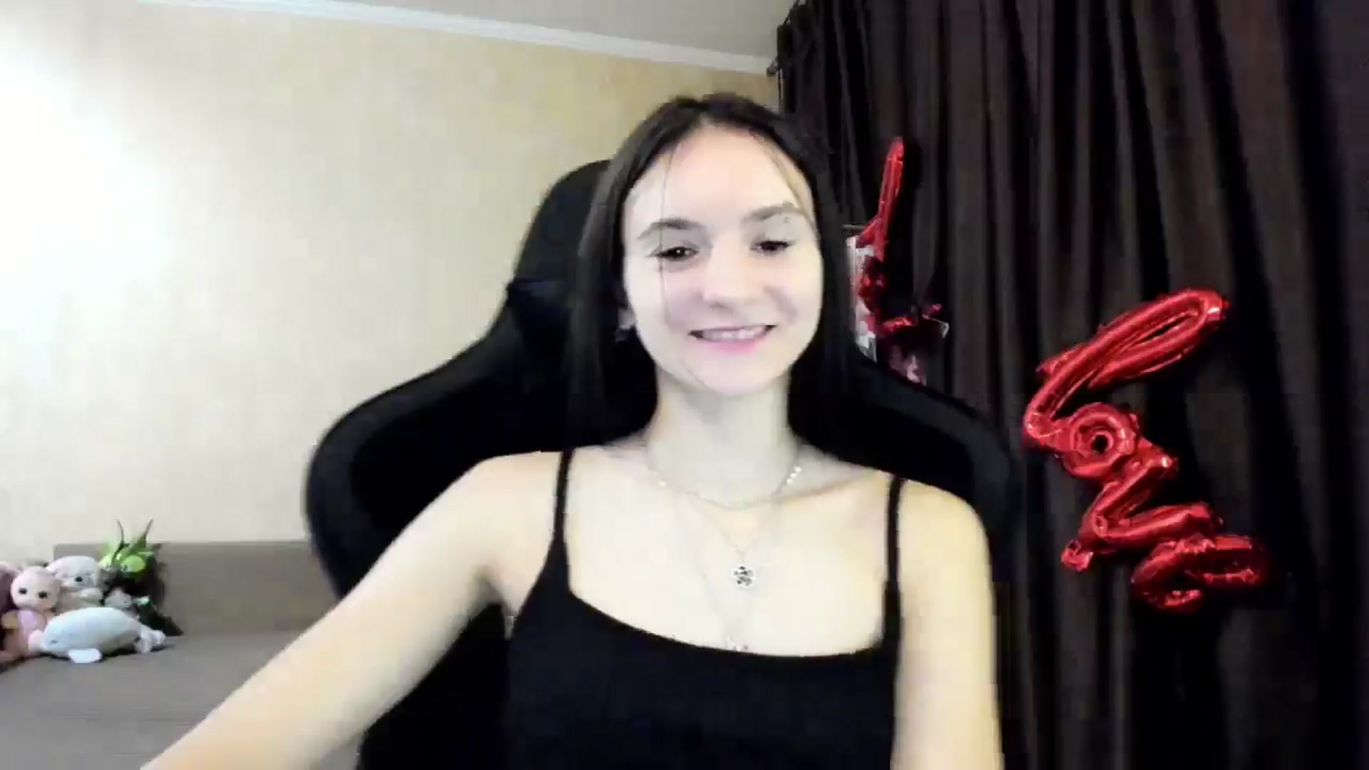 Gallery image thumbnail from Madison_Burke's myfreecams stream on, 12/18/2025, 23:54 image 15 of 20
