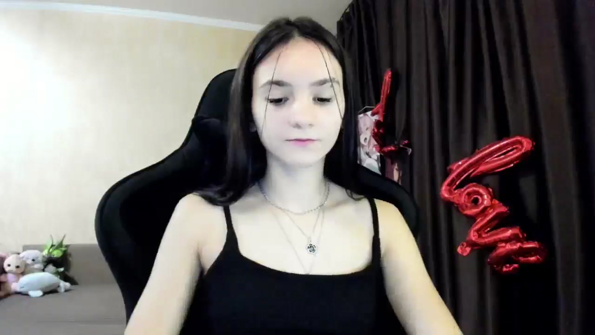 Gallery image thumbnail from Madison_Burke's myfreecams stream on, 12/18/2025, 23:54 image 5 of 20