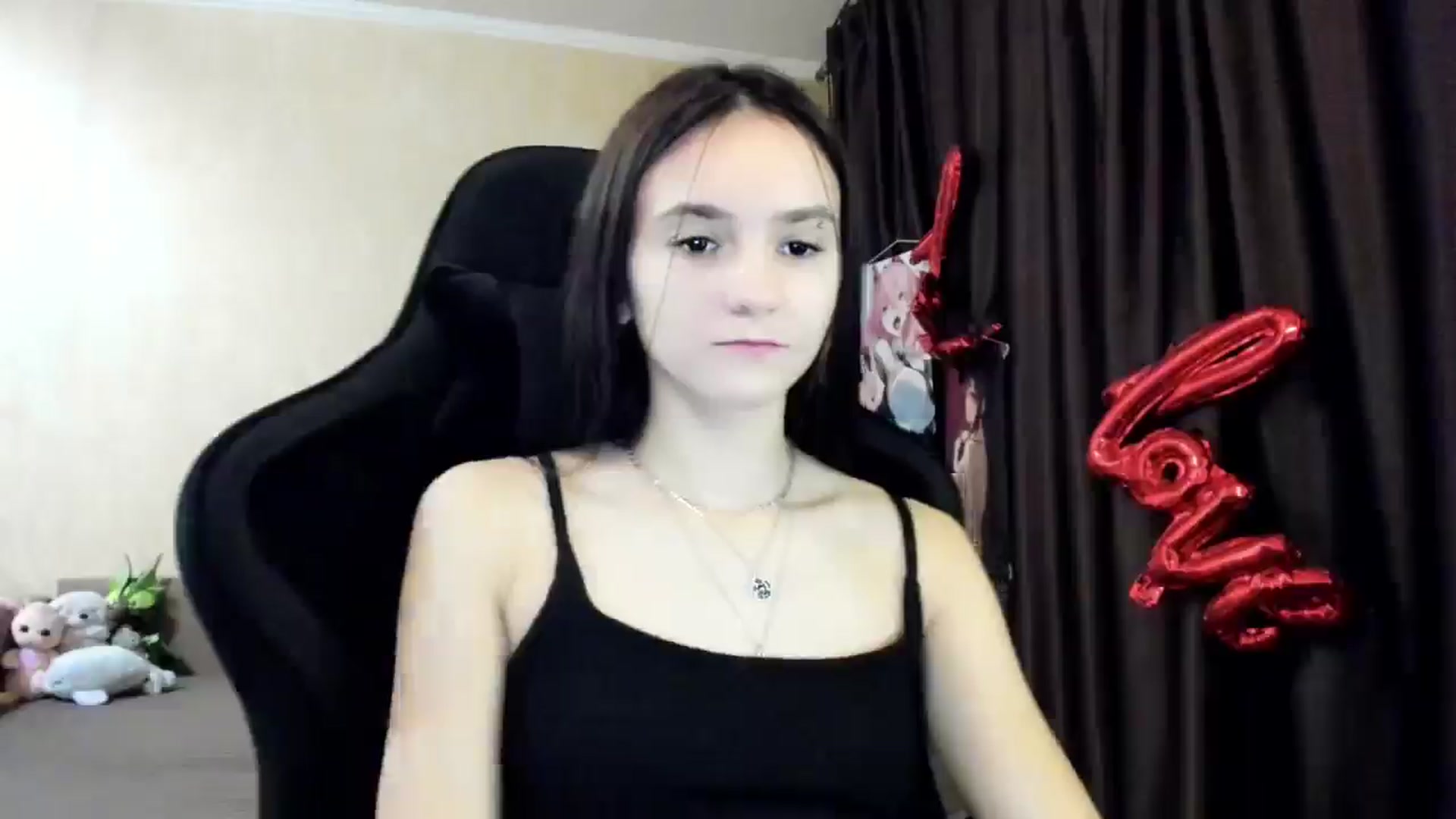 Gallery image thumbnail from Madison_Burke's myfreecams stream on, 12/18/2025, 23:54 image 11 of 20