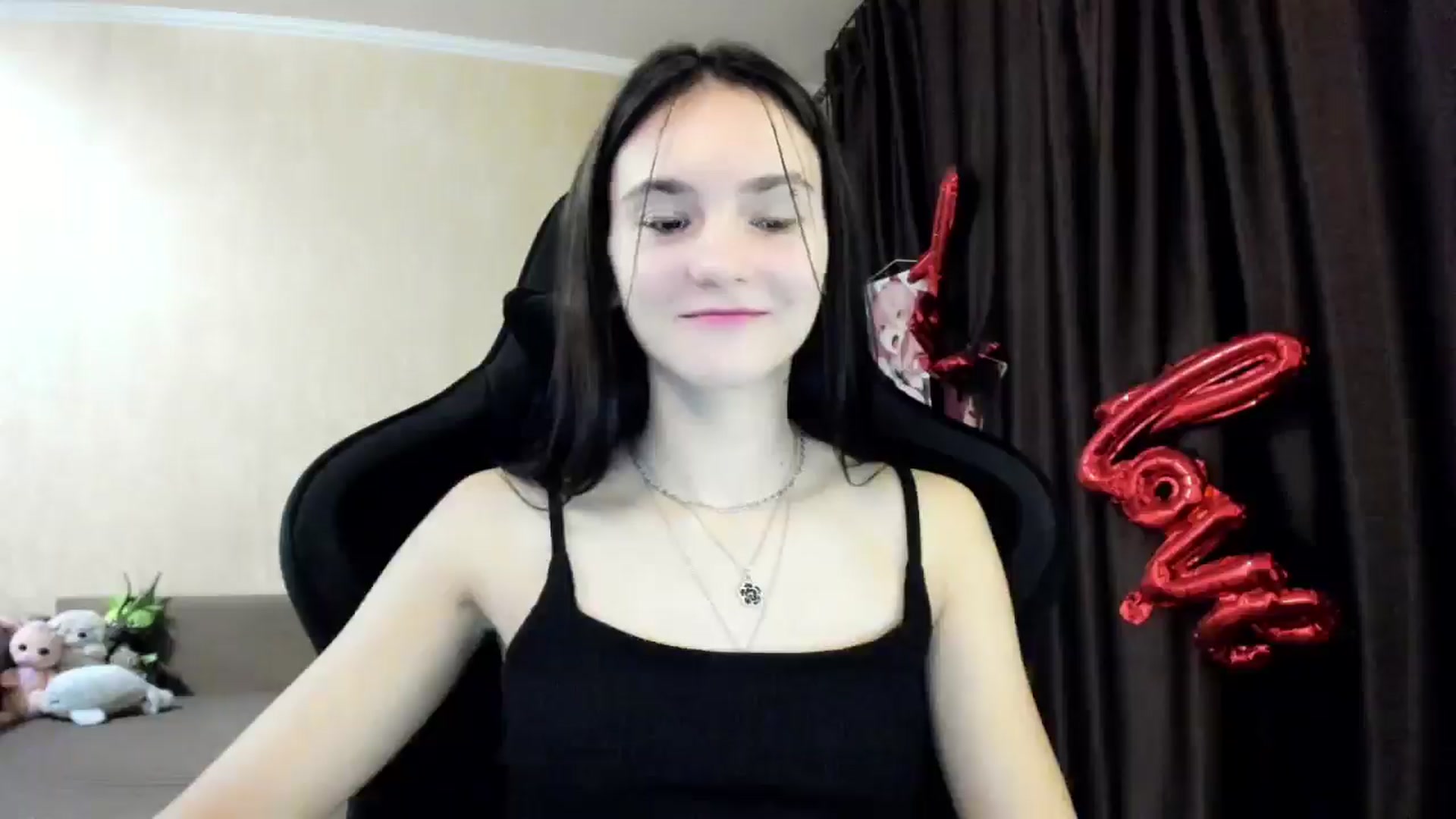 Gallery image thumbnail from Madison_Burke's myfreecams stream on, 12/18/2025, 23:54 image 4 of 20