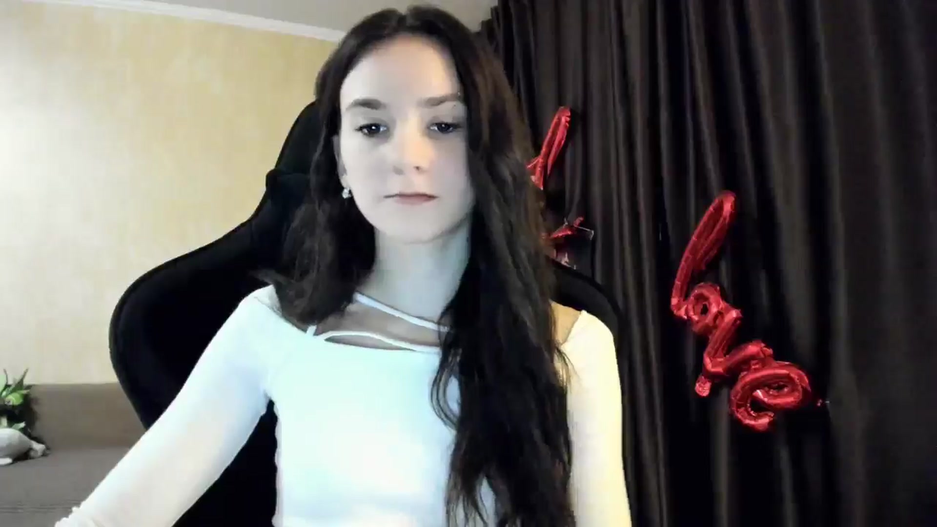 Gallery image thumbnail from Madison_Burke's myfreecams stream on, 12/21/2025, 19:59 image 18 of 20