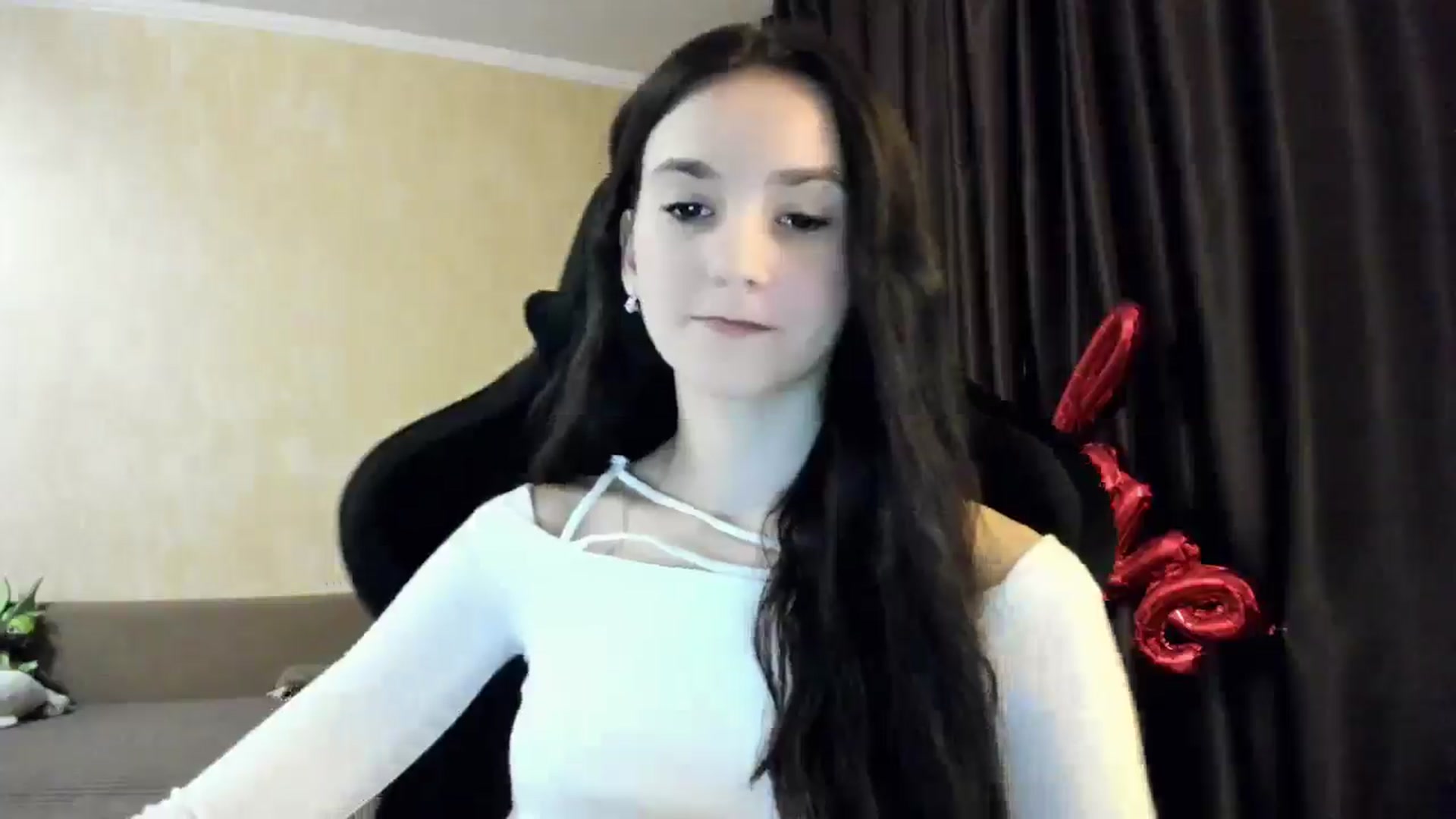 Gallery image thumbnail from Madison_Burke's myfreecams stream on, 12/21/2025, 19:59 image 11 of 20