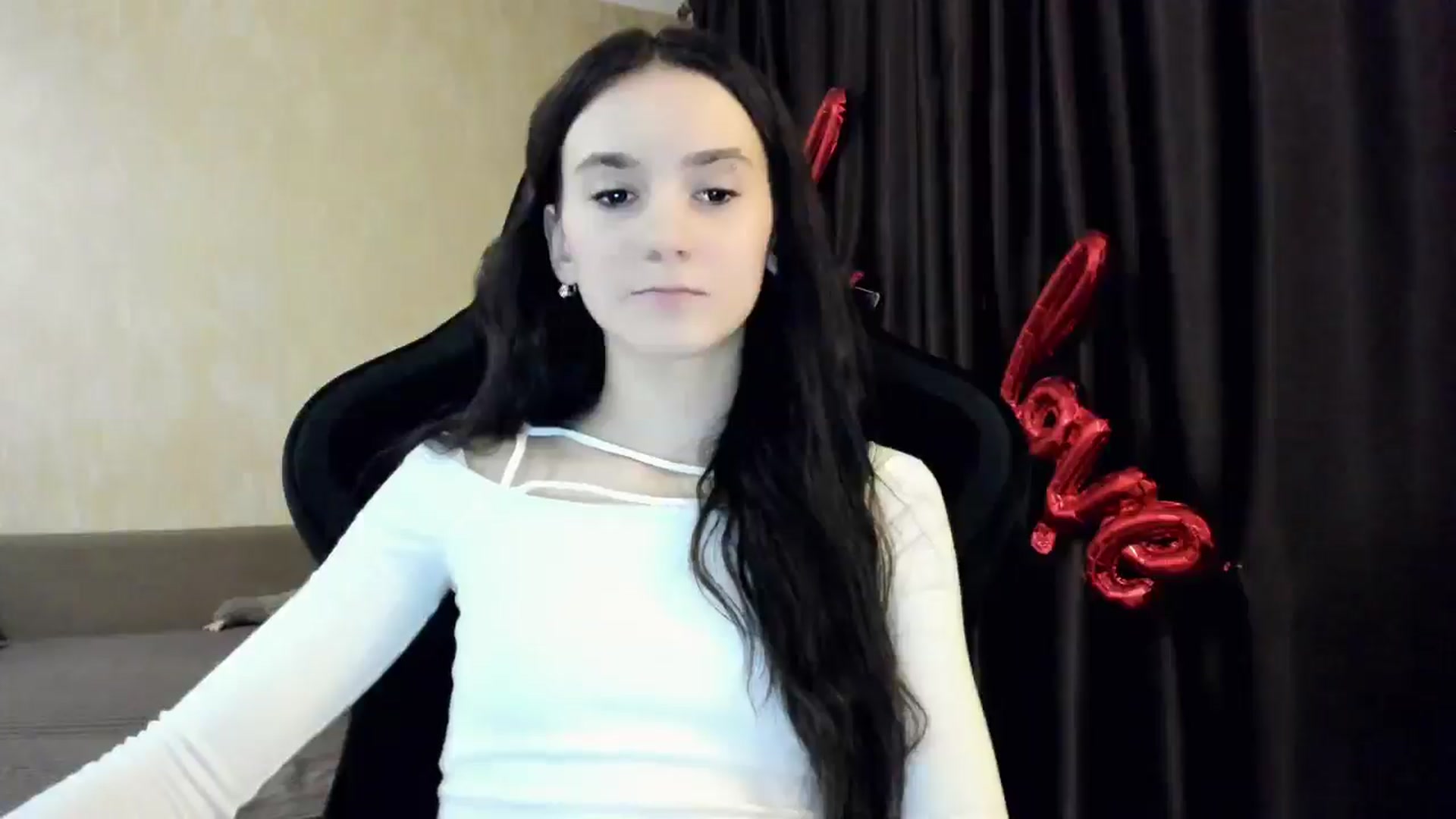 Gallery image thumbnail from Madison_Burke's myfreecams stream on, 12/21/2025, 23:07 image 11 of 20