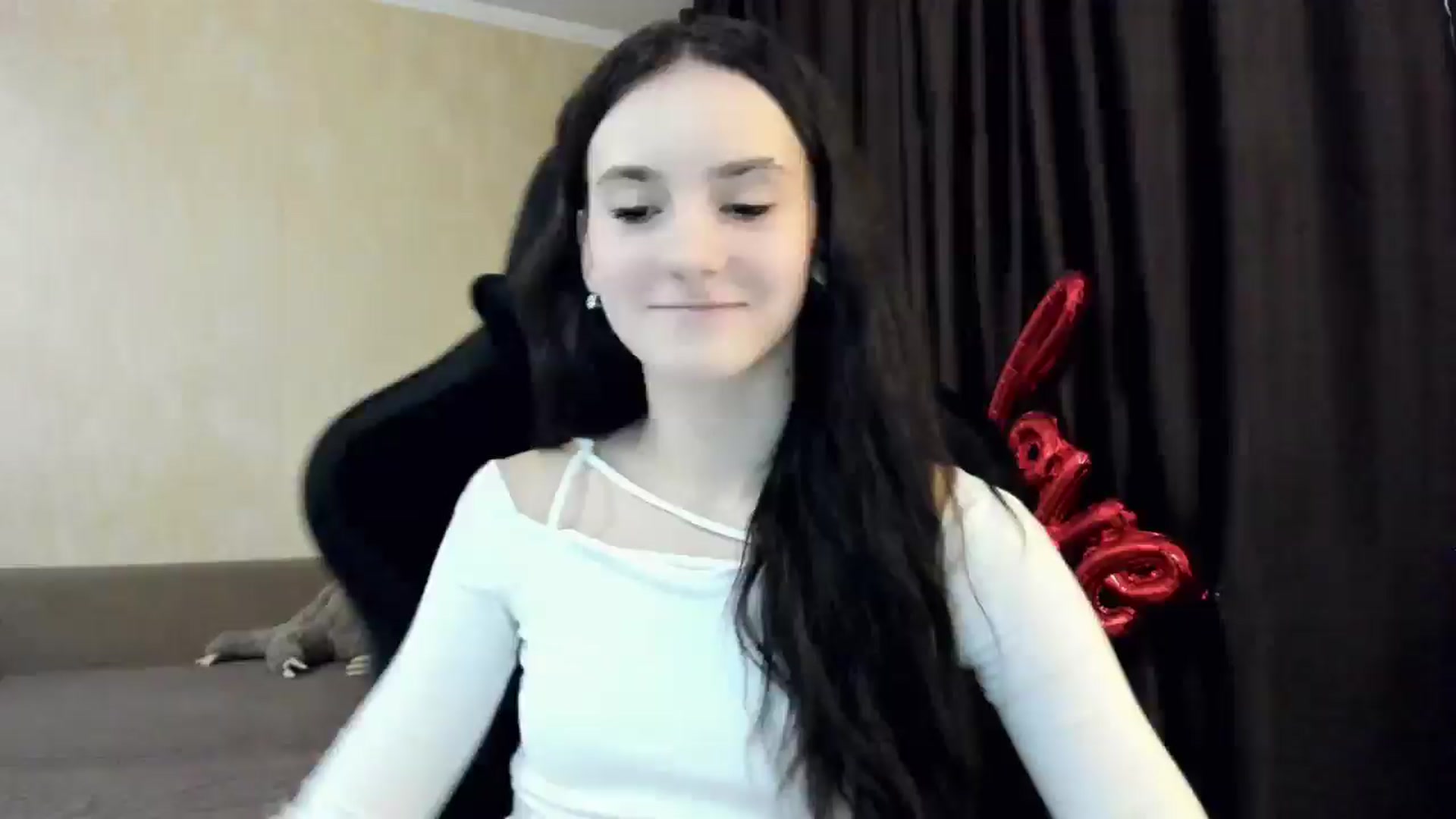 Gallery image thumbnail from Madison_Burke's myfreecams stream on, 12/21/2025, 23:07 image 1 of 20