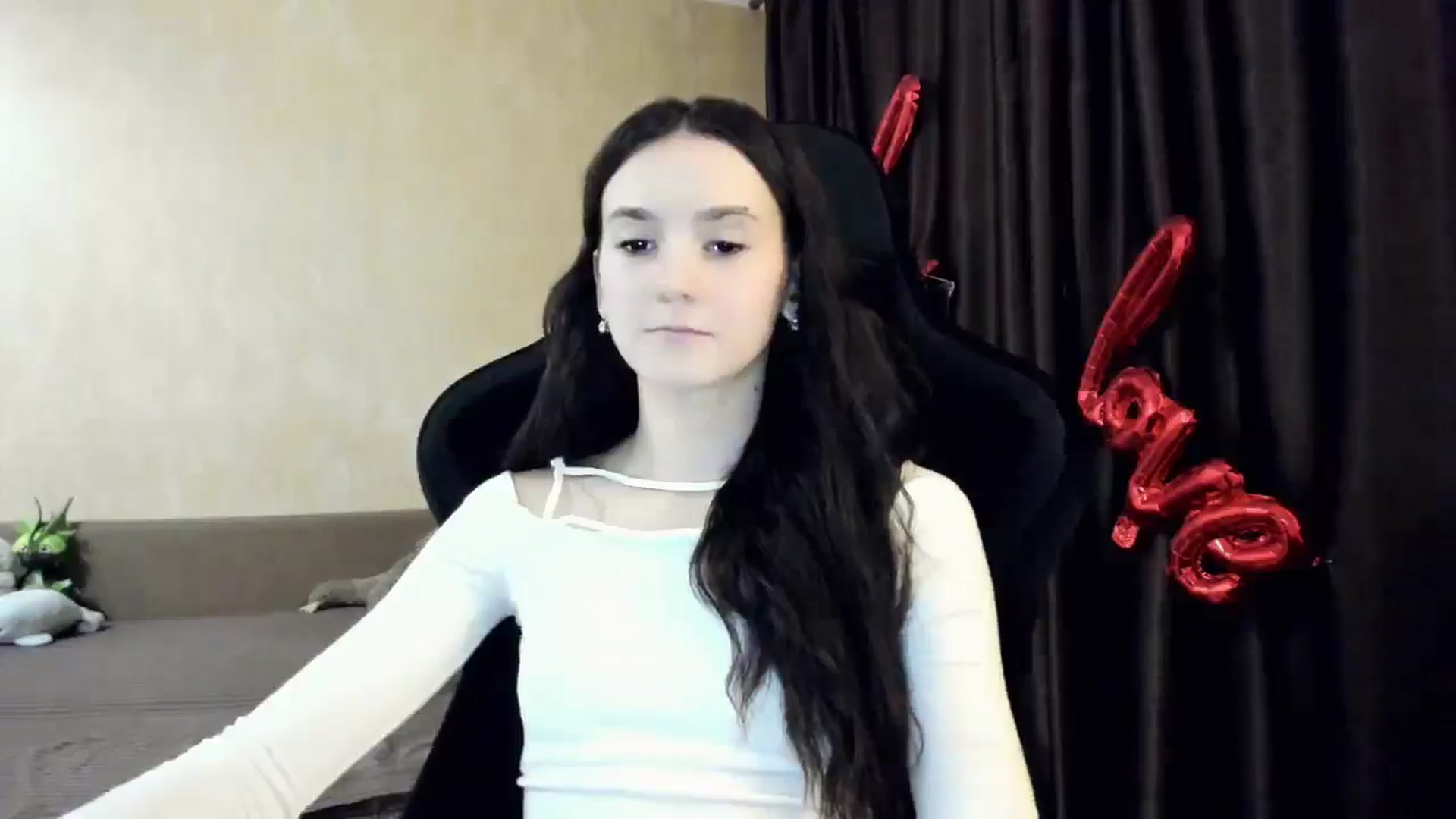 Gallery image thumbnail from Madison_Burke's myfreecams stream on, 12/21/2025, 23:07 image 7 of 20