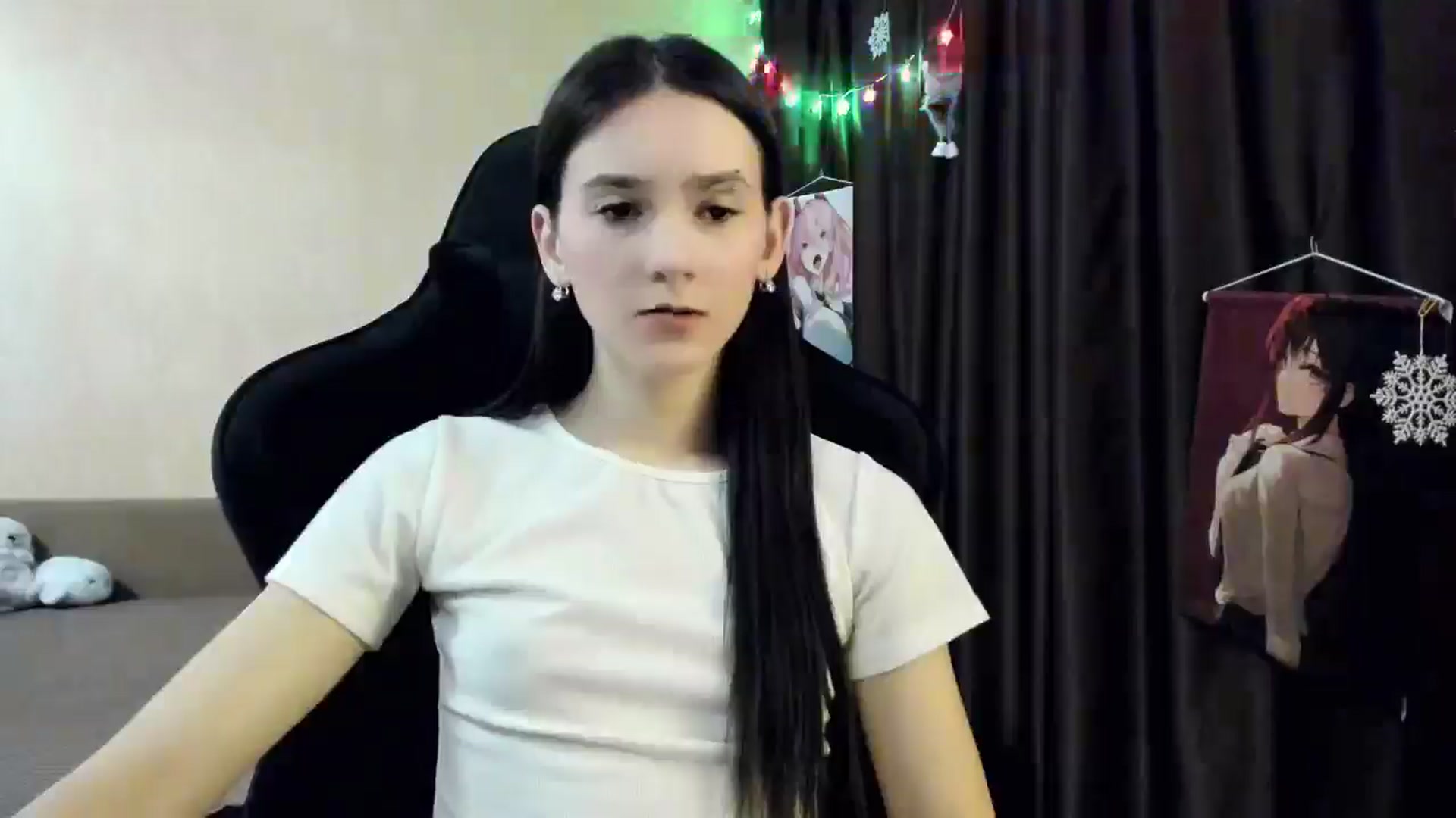 Gallery image thumbnail from Madison_Burke's myfreecams stream on, 12/25/2025, 24:20 image 12 of 20