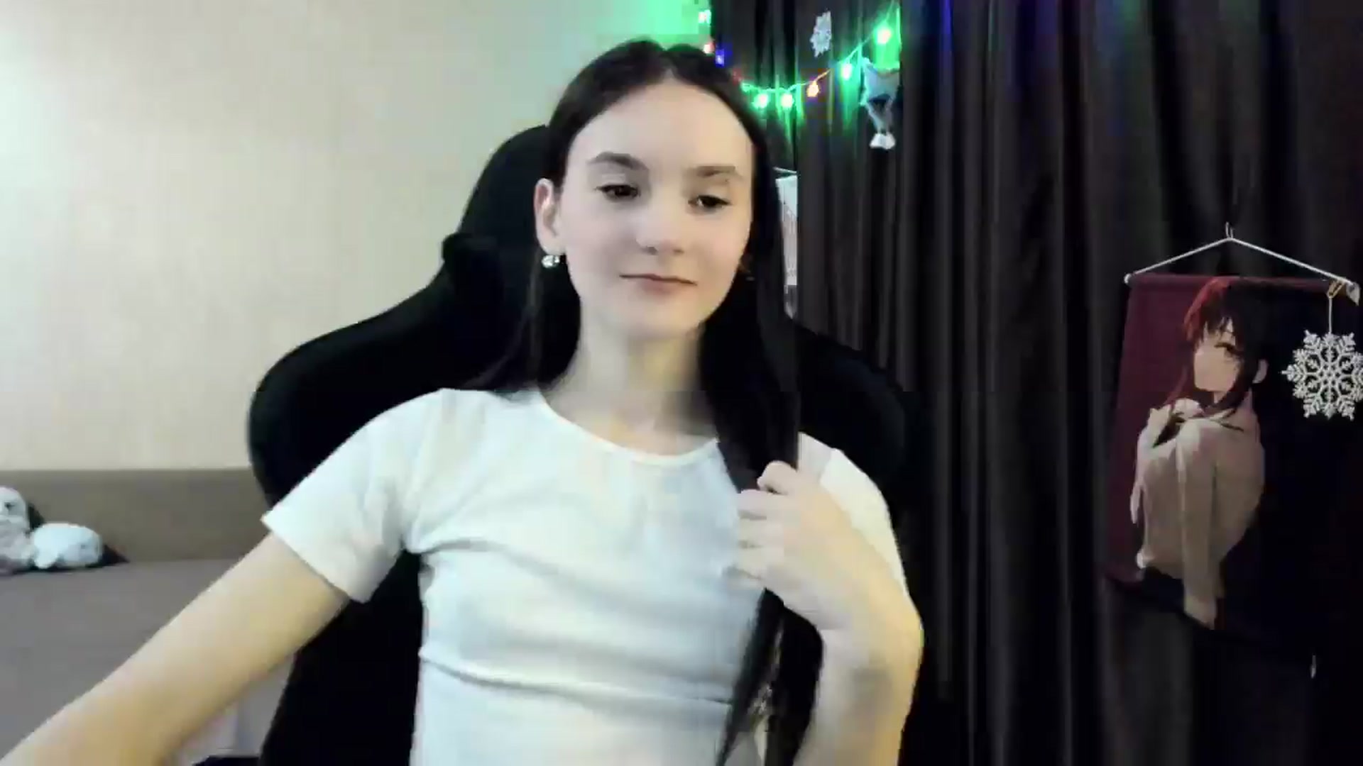 Gallery image thumbnail from Madison_Burke's myfreecams stream on, 12/25/2025, 24:20 image 20 of 20