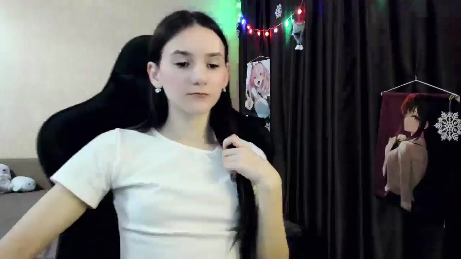 Gallery image thumbnail from Madison_Burke's myfreecams stream on, 12/25/2025, 24:20 image 16 of 20
