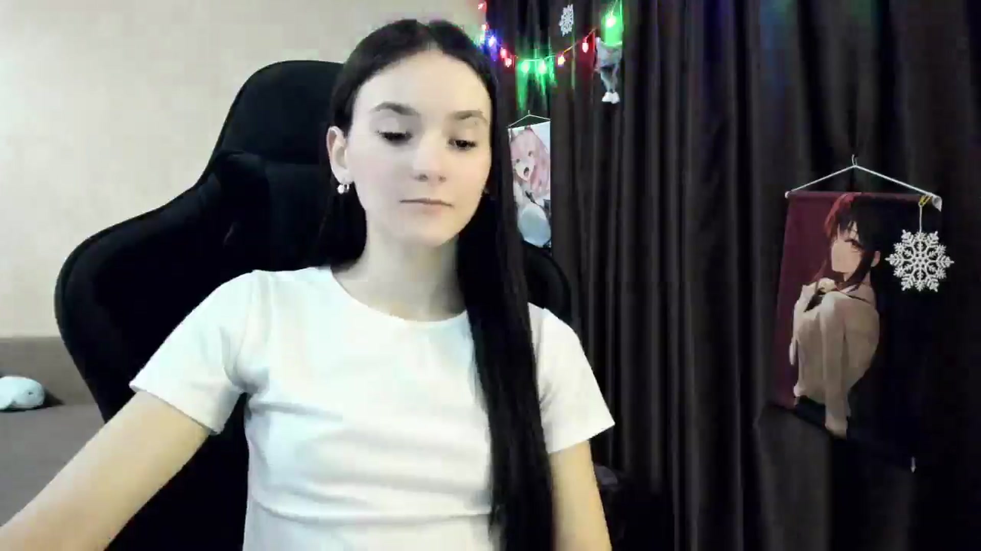 Gallery image thumbnail from Madison_Burke's myfreecams stream on, 12/25/2025, 03:22 image 16 of 20