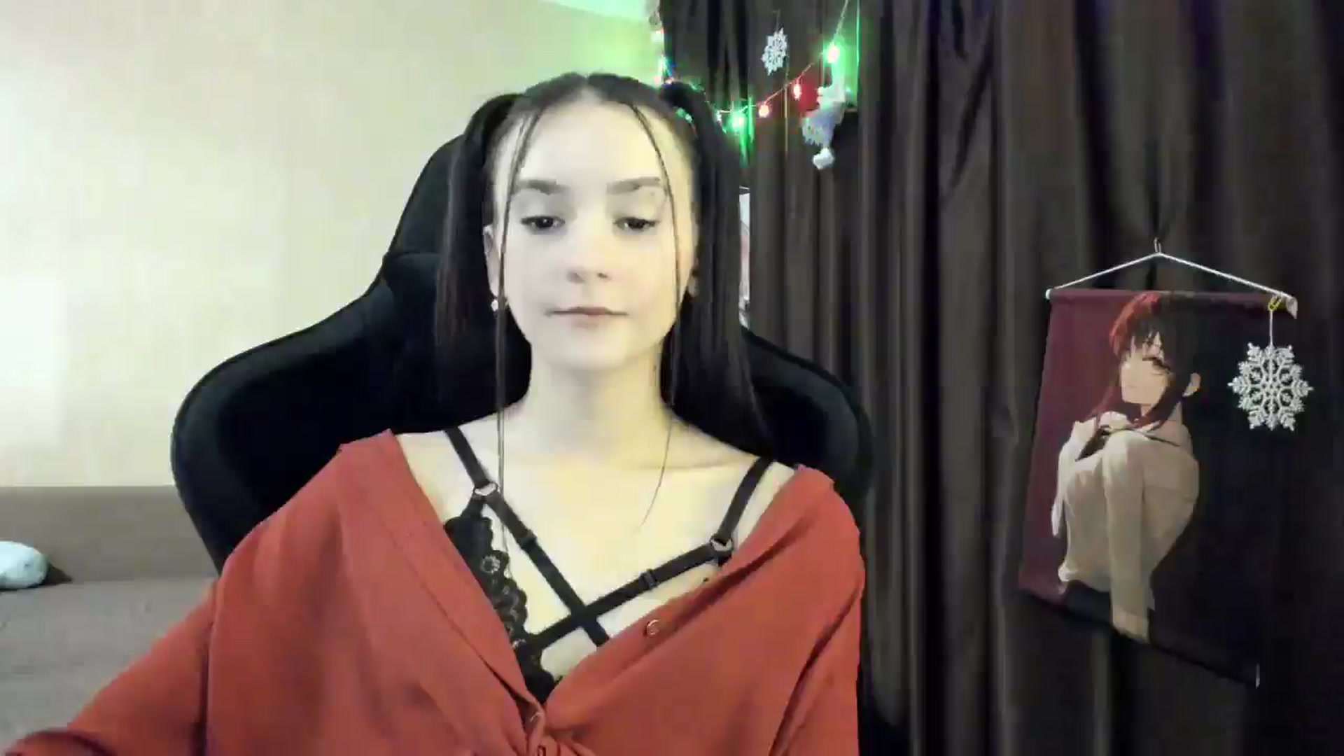 Gallery image thumbnail from Madison_Burke's myfreecams stream on, 12/25/2025, 22:54 image 16 of 20