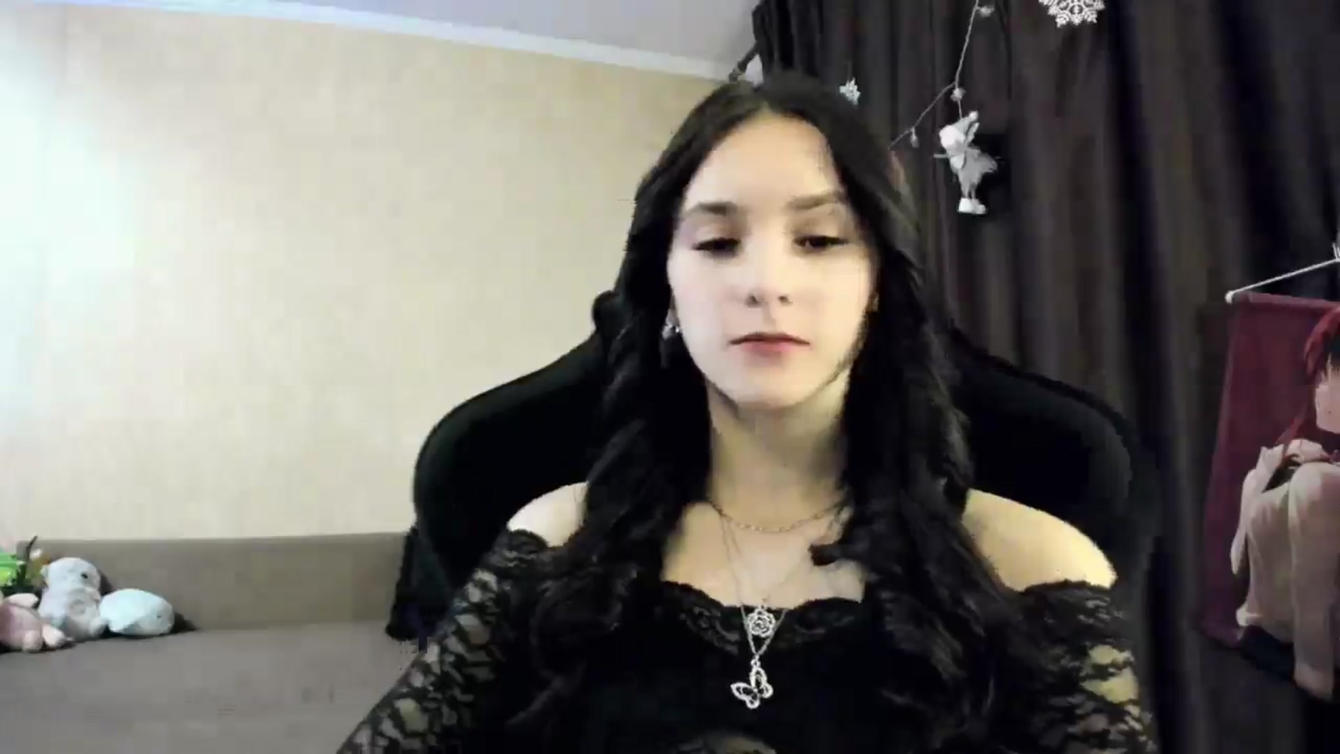 Gallery image thumbnail from Madison_Burke's myfreecams stream on, 12/29/2025, 19:59 image 4 of 20